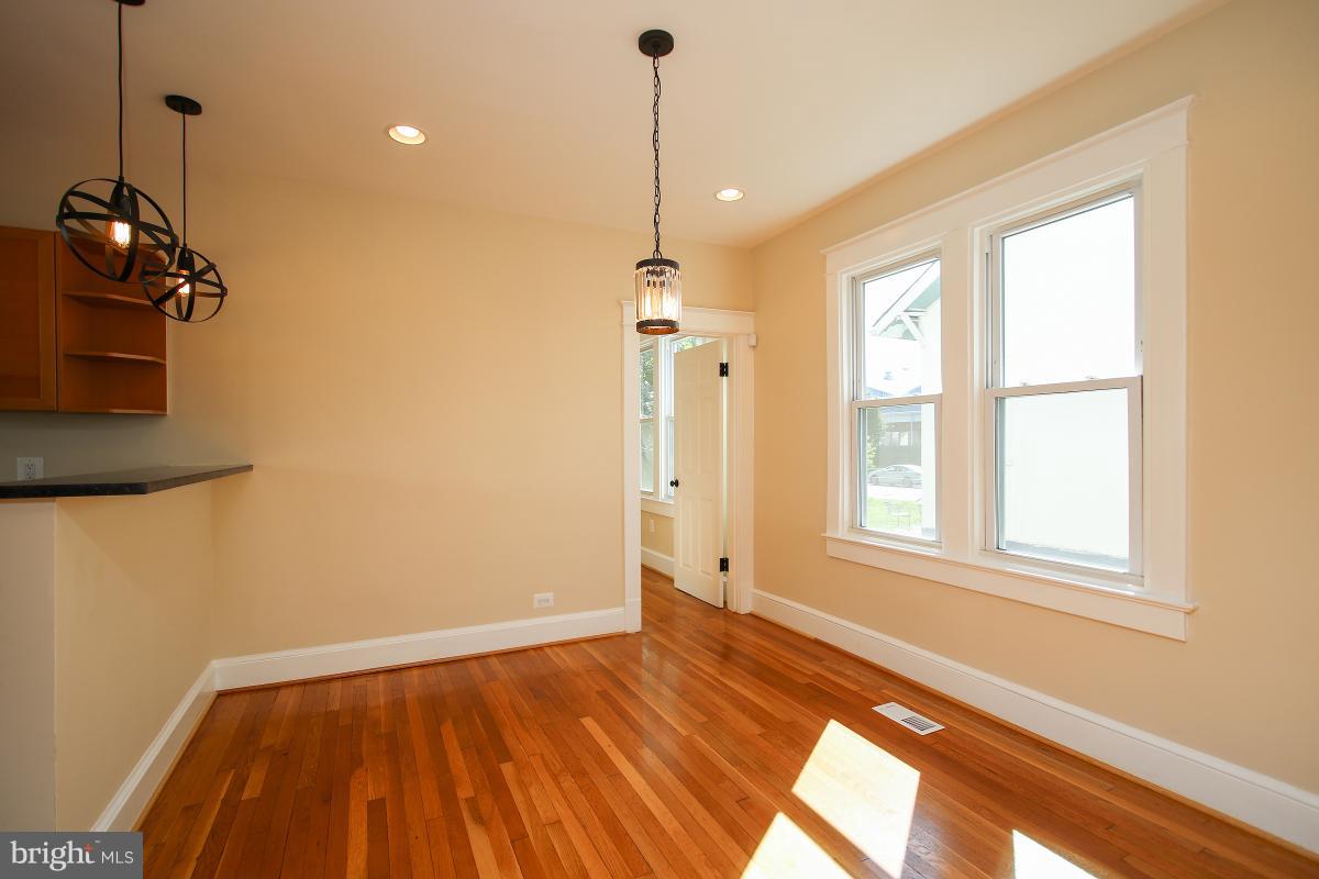 BEAVER HEIGHTS - Residential