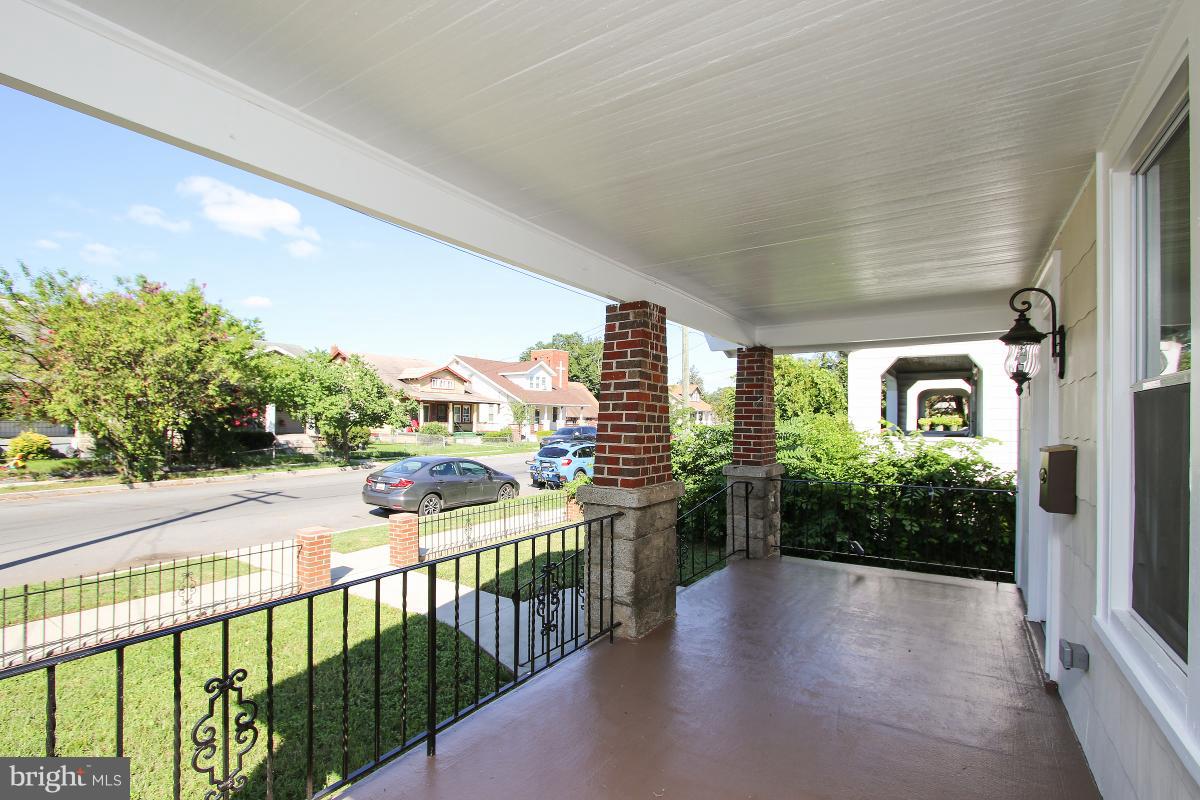 BEAVER HEIGHTS - Residential