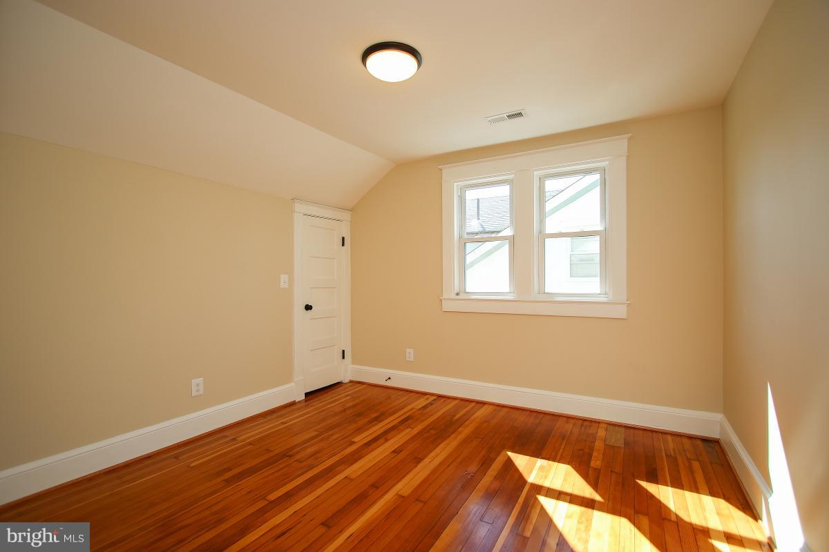 BEAVER HEIGHTS - Residential