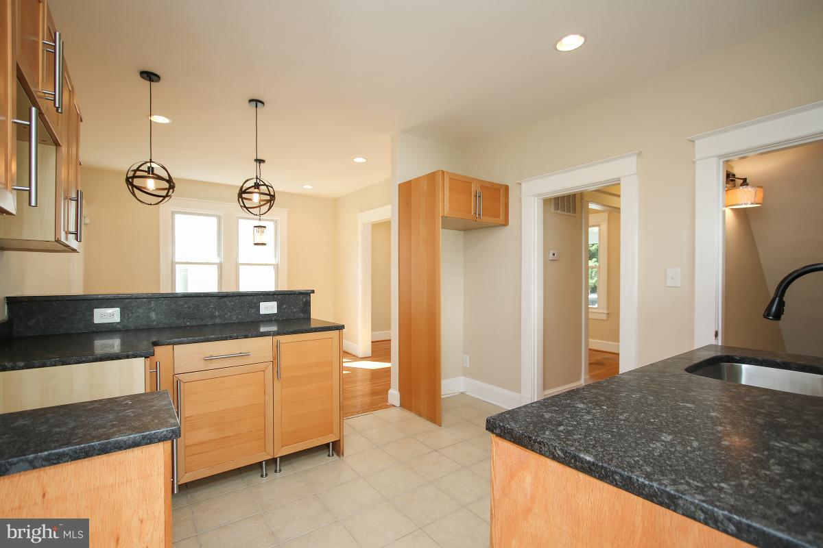 BEAVER HEIGHTS - Residential