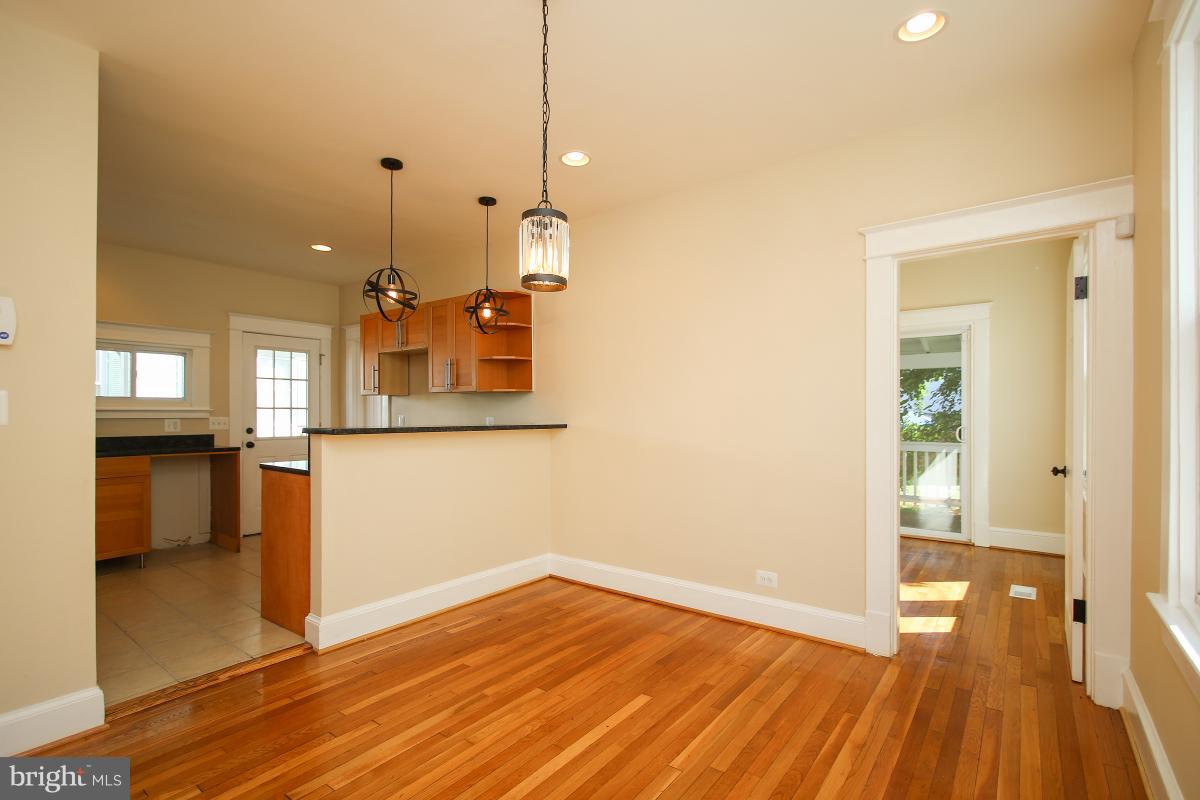 BEAVER HEIGHTS - Residential
