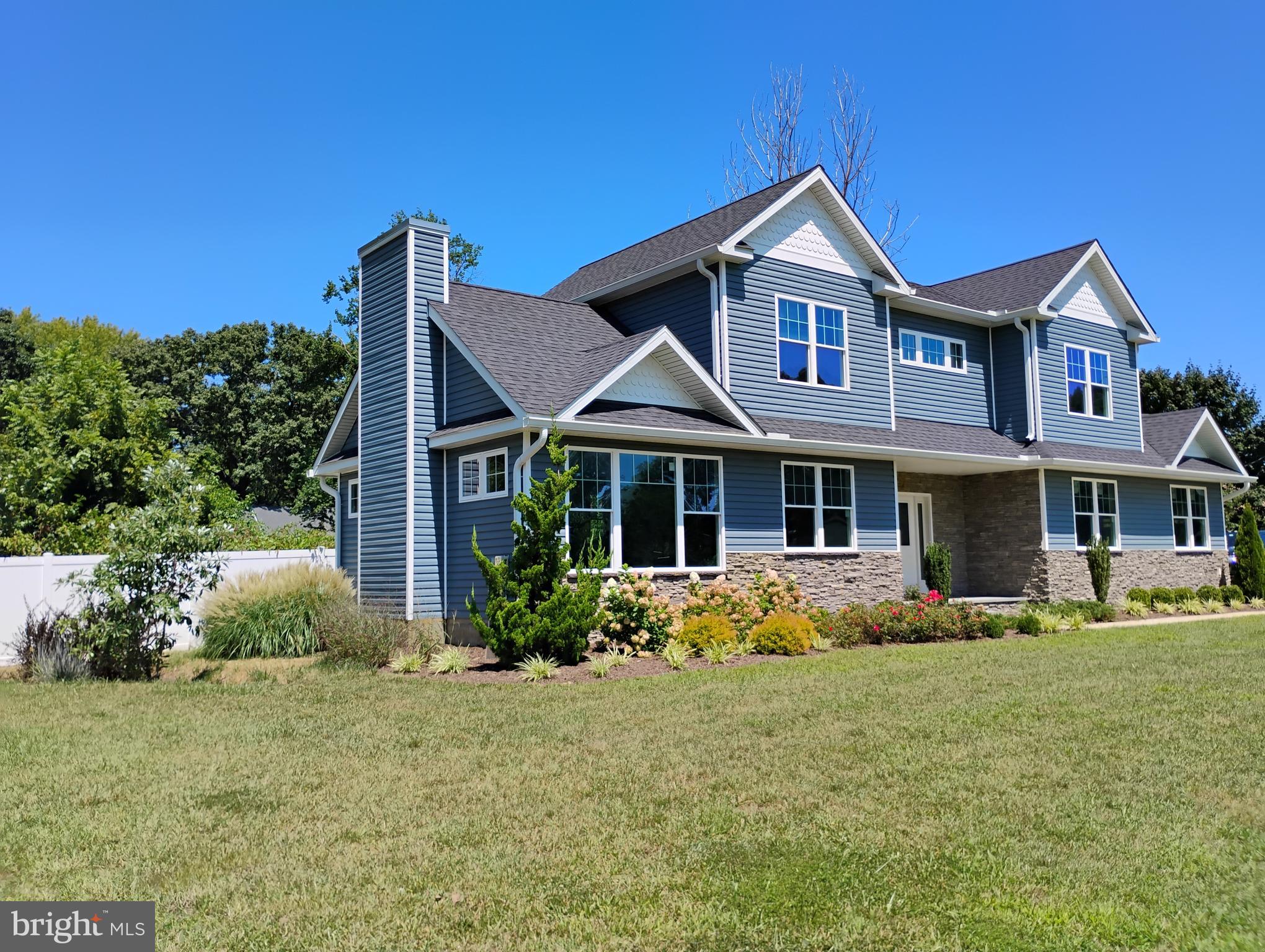 MAGOTHY BEACH - Residential