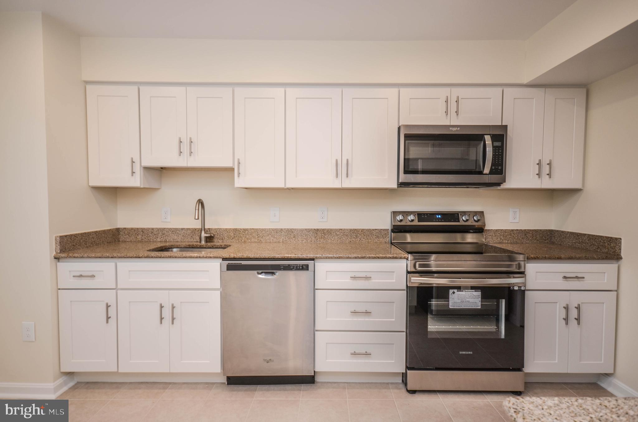 FOREST ESTATES - Residential Lease