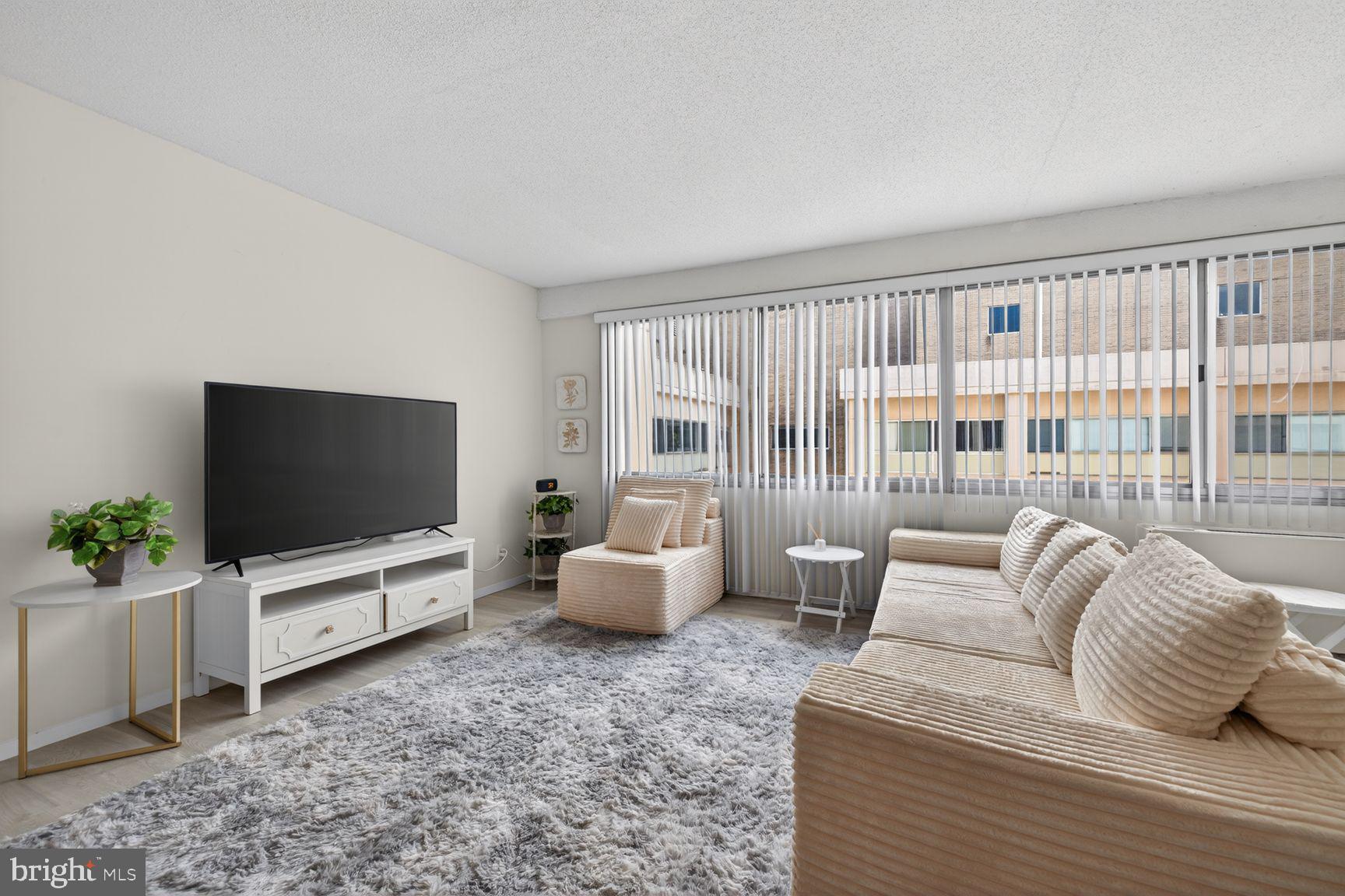 WILLOUGHBY OF CHEVY CHASE - Residential