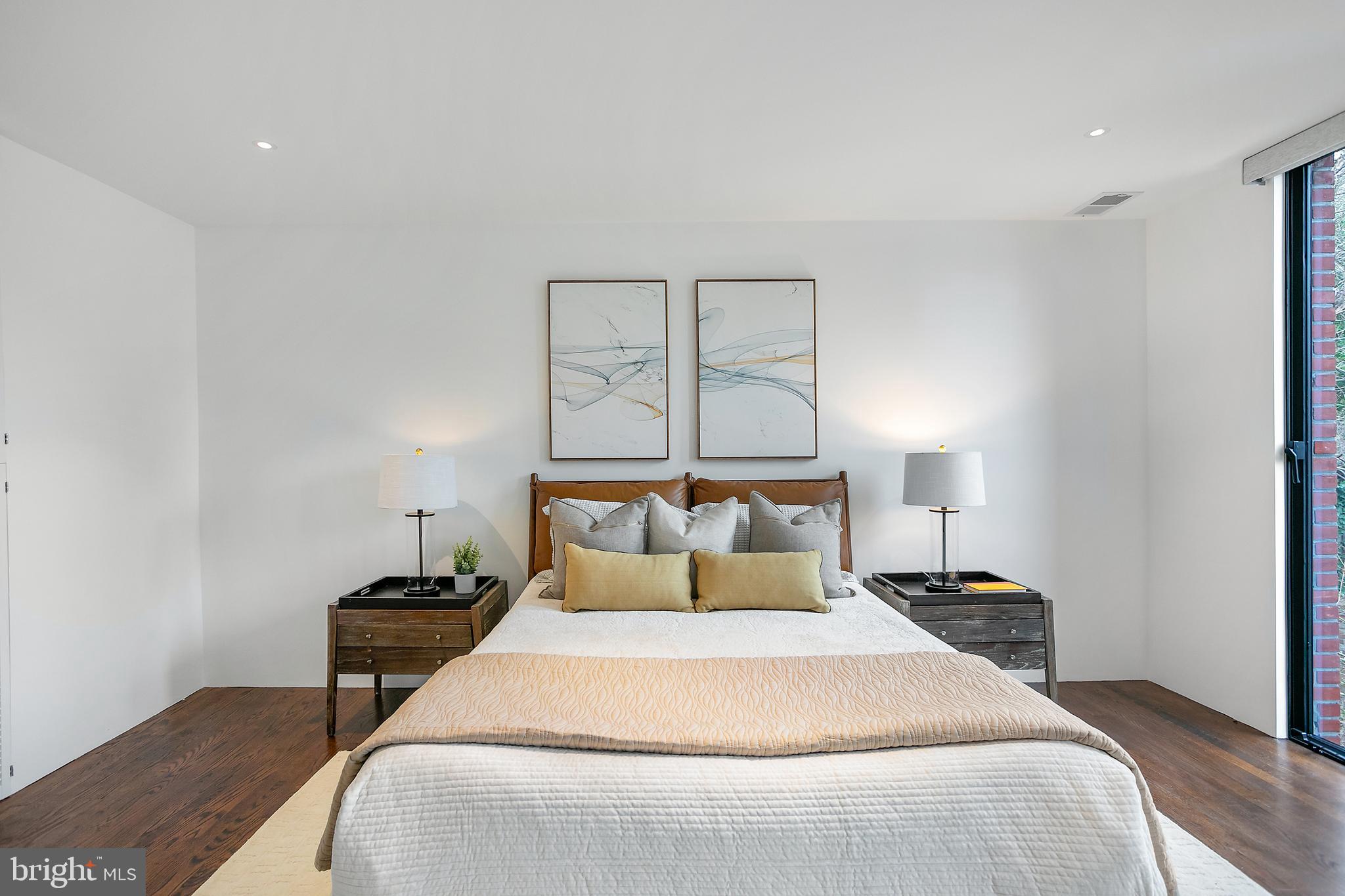 GEORGETOWN - Residential