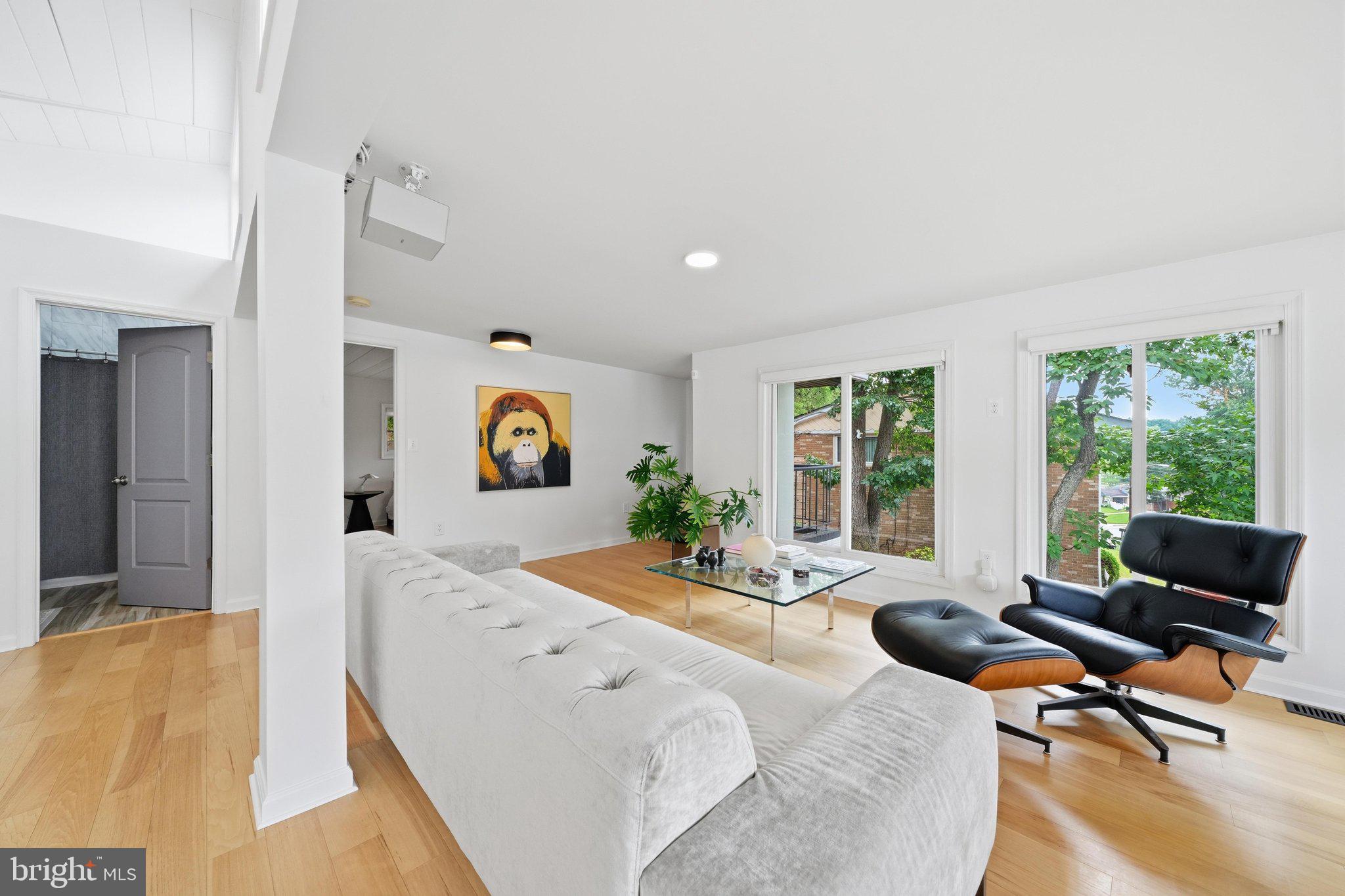 TEMPLE HILLS - Residential