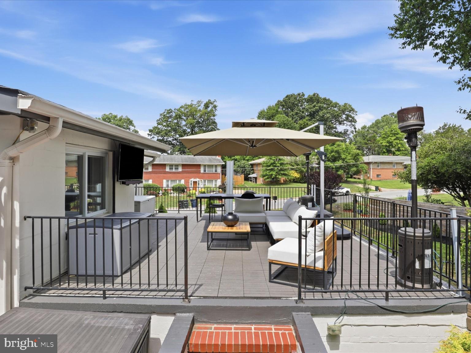 TEMPLE HILLS - Residential