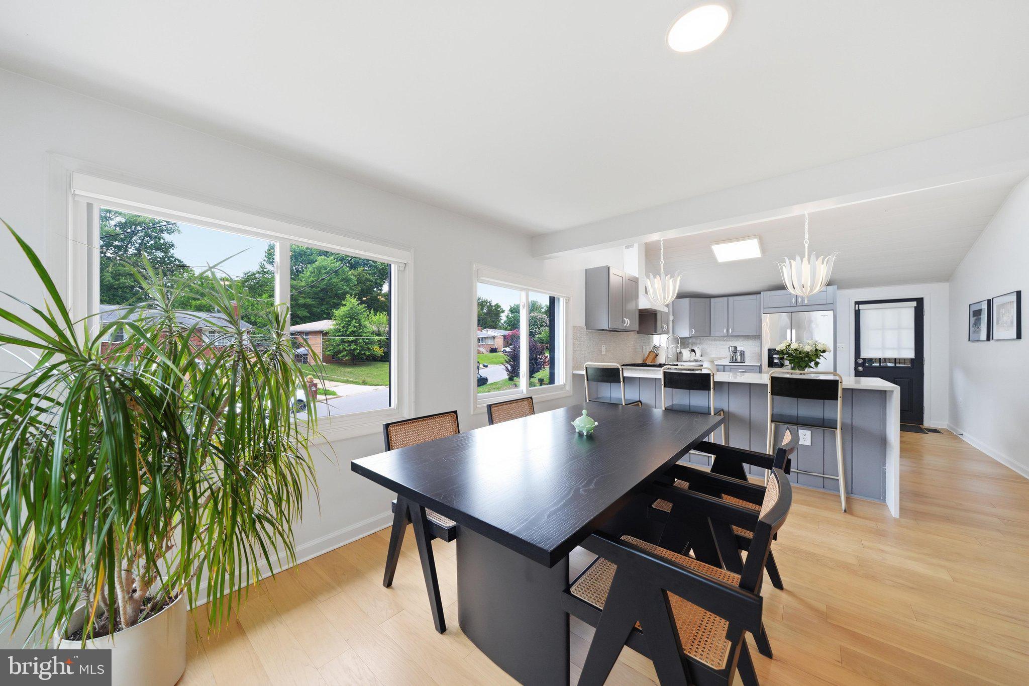 TEMPLE HILLS - Residential