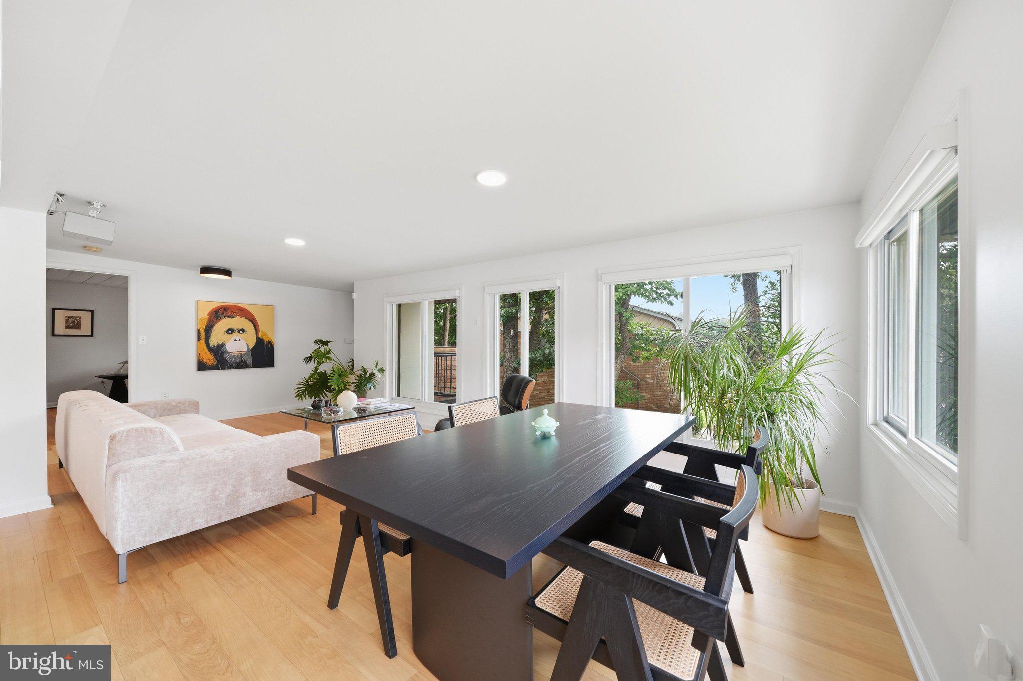TEMPLE HILLS - Residential