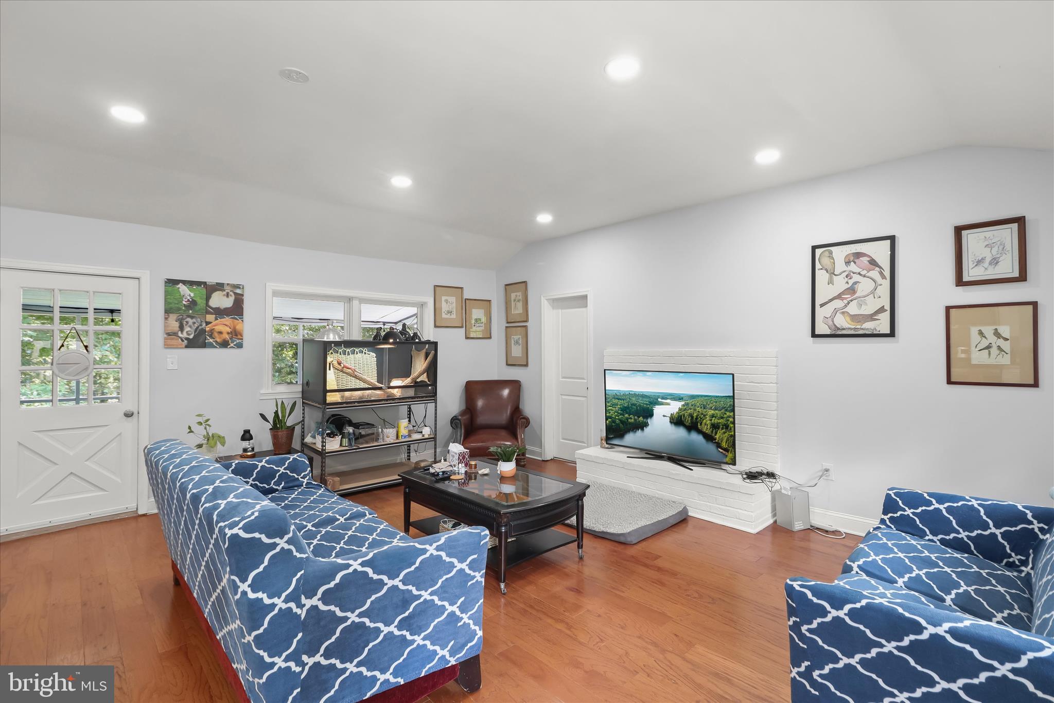 GLYNDON - Residential