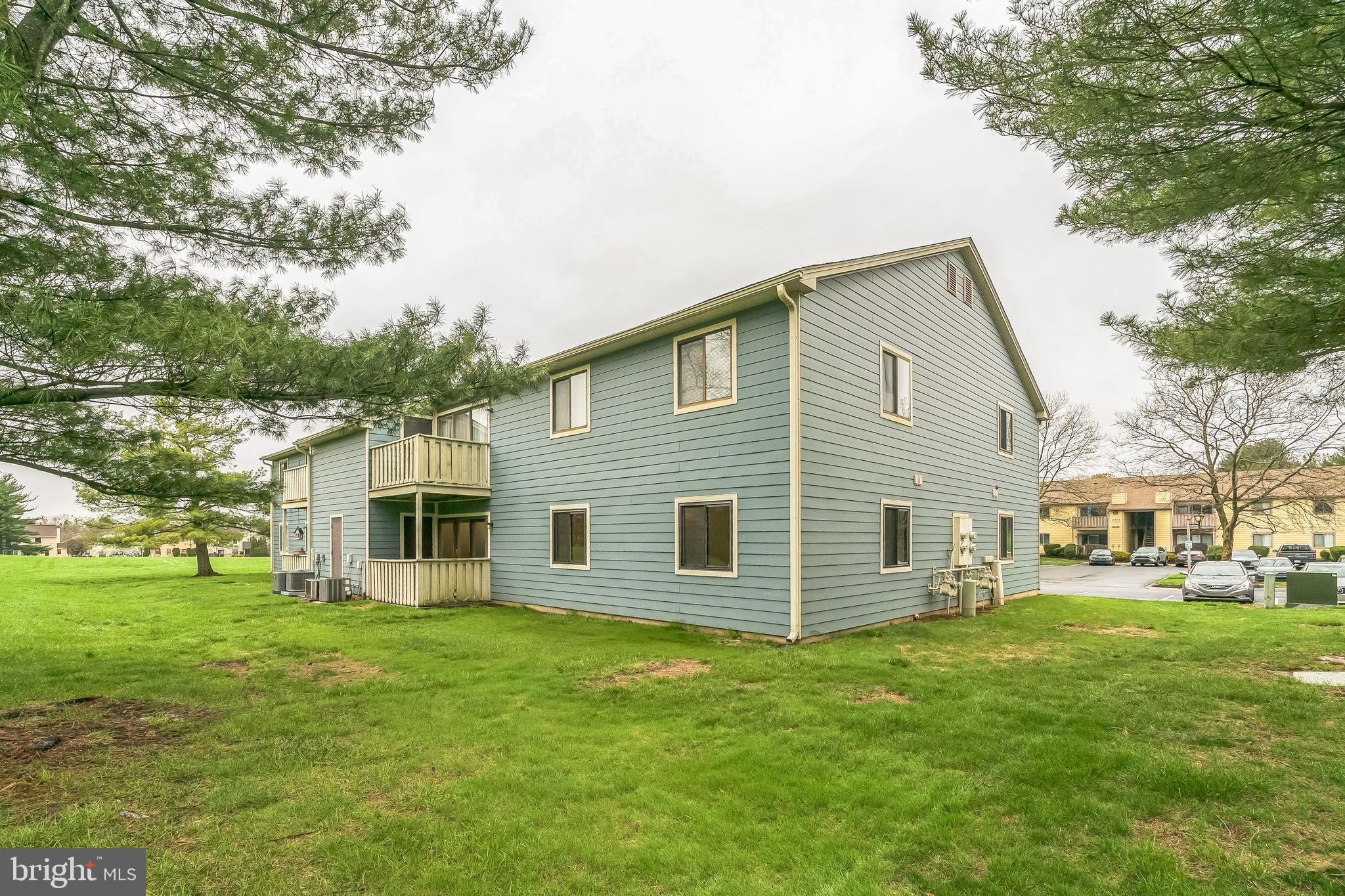 WOOD HOLLOW - Residential