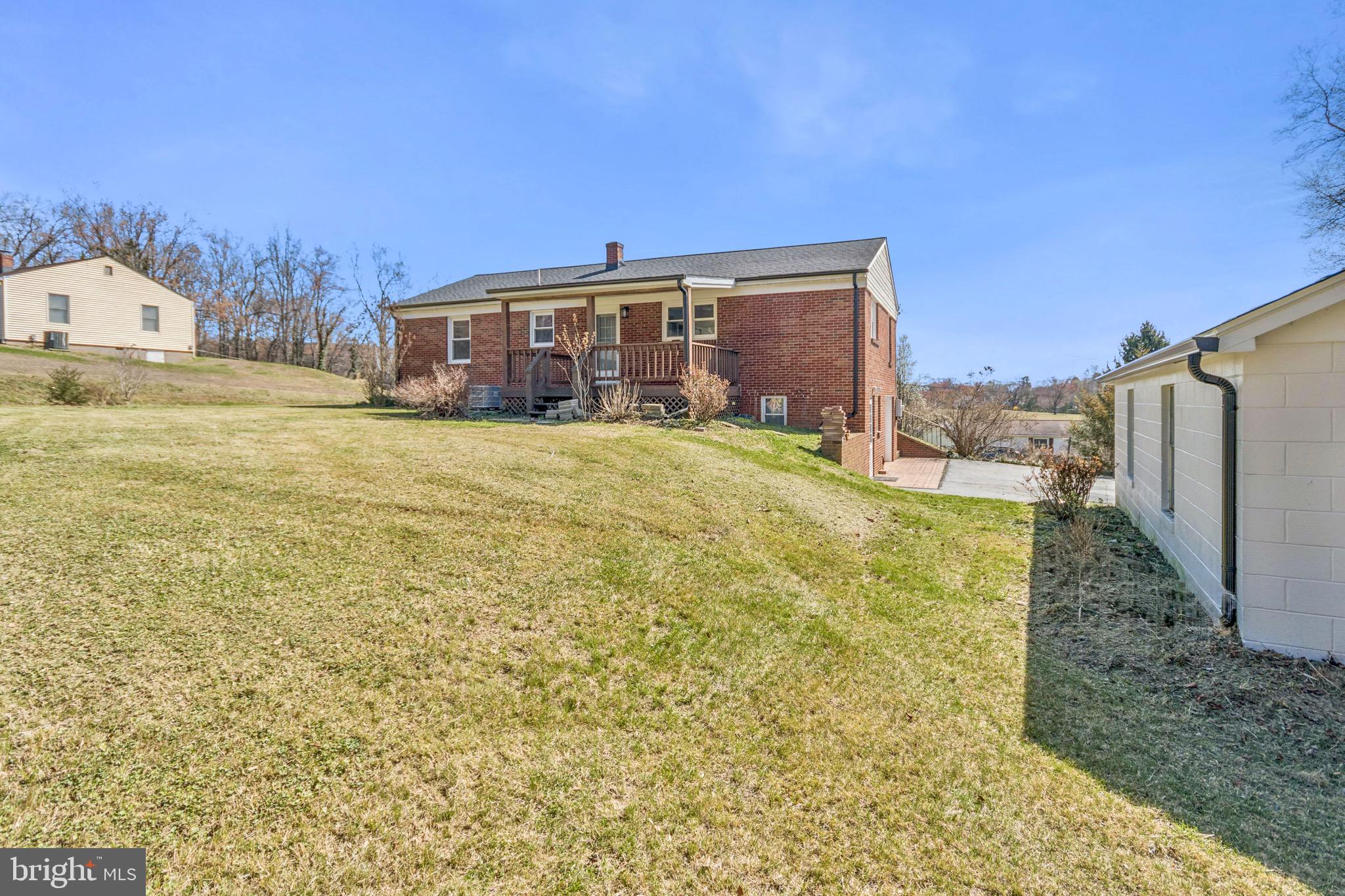 FOLTZ STORE - Residential