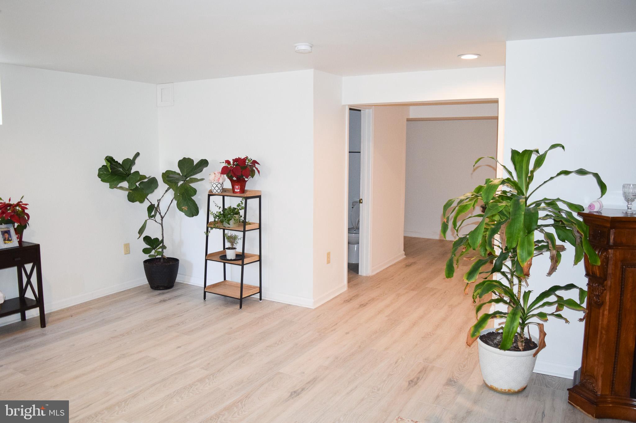 SPRINGDALE FARM - Residential