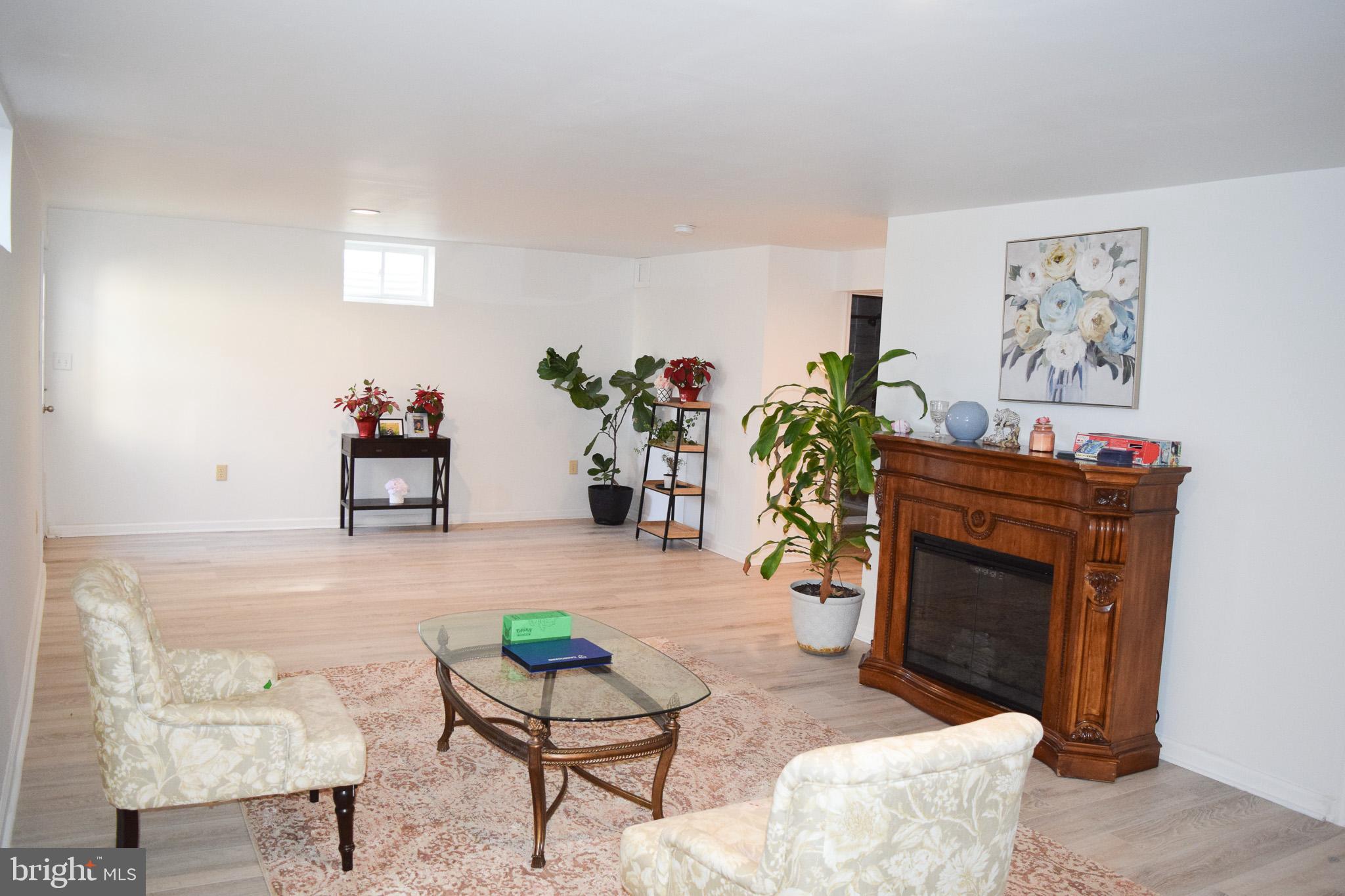 SPRINGDALE FARM - Residential