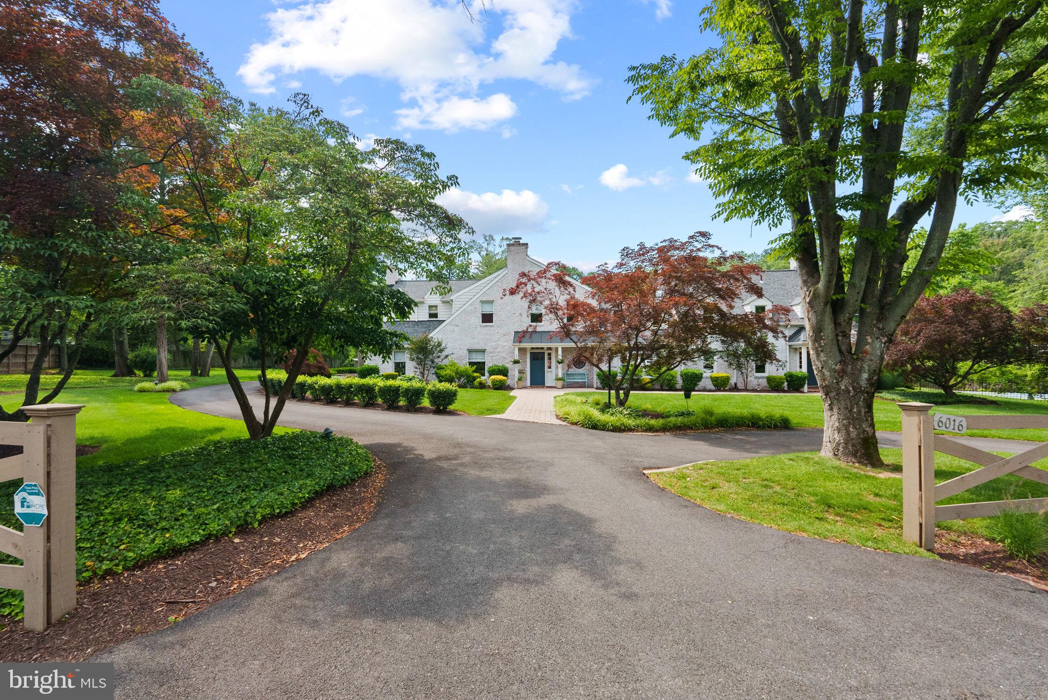 WILTON WOODS - Residential