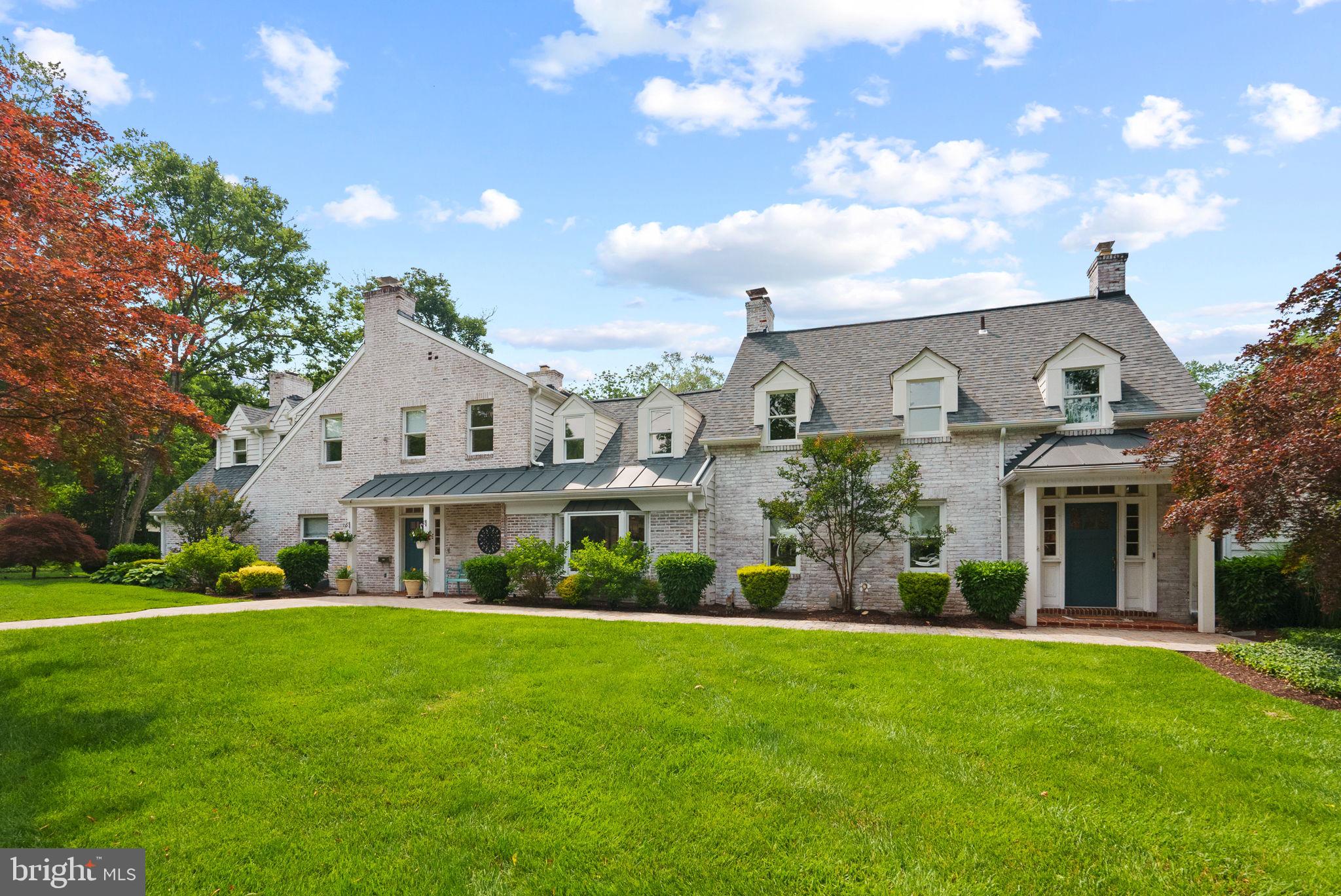 WILTON WOODS - Residential