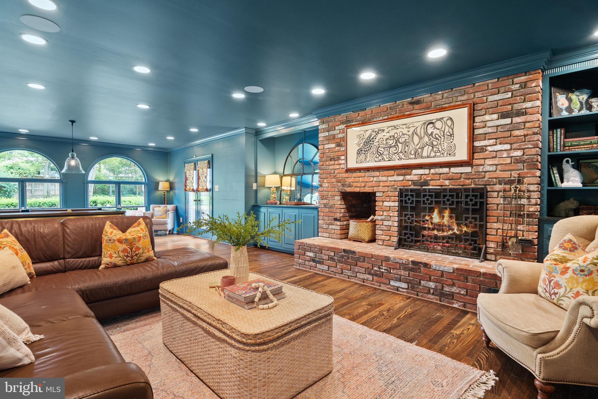 WILTON WOODS - Residential