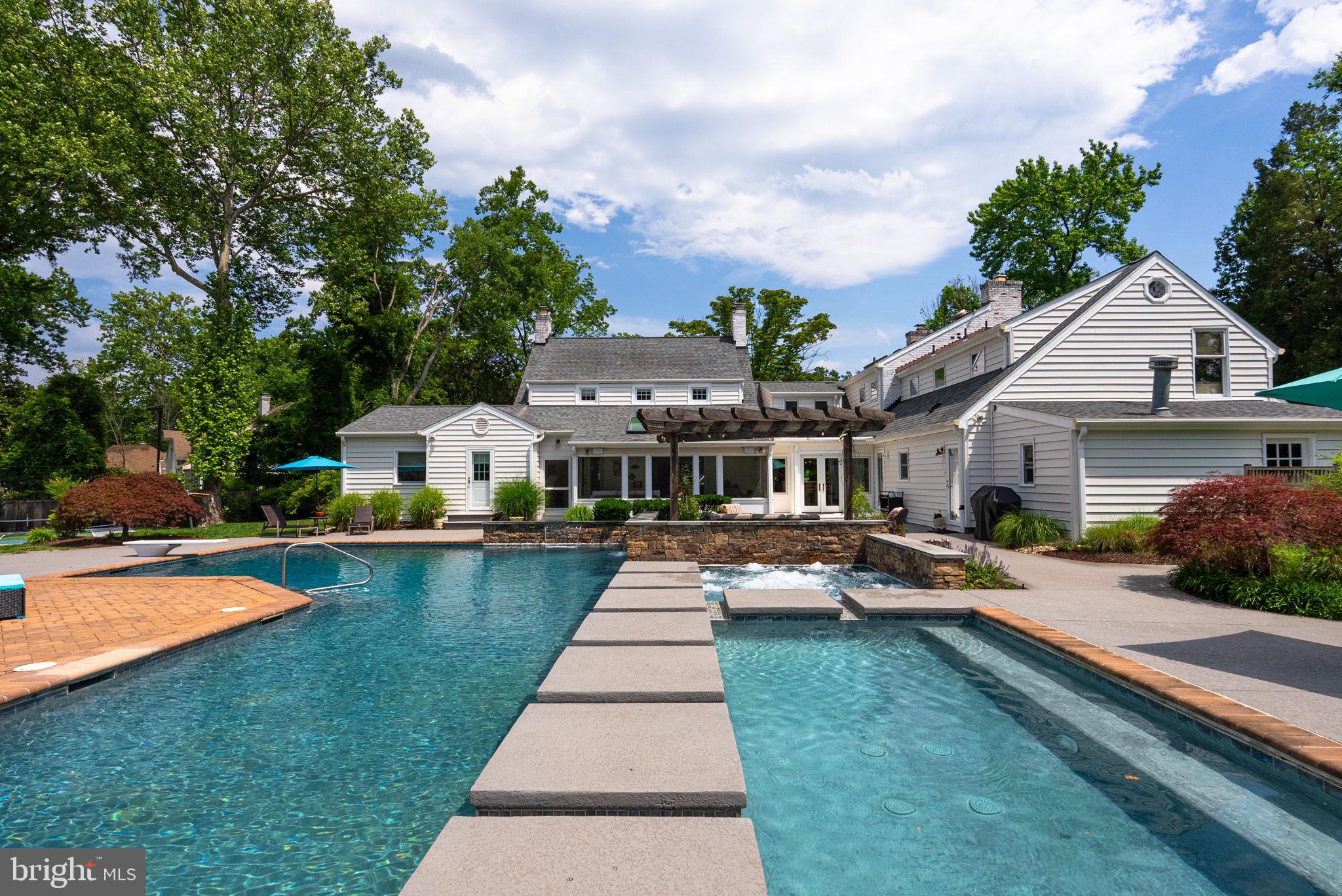WILTON WOODS - Residential