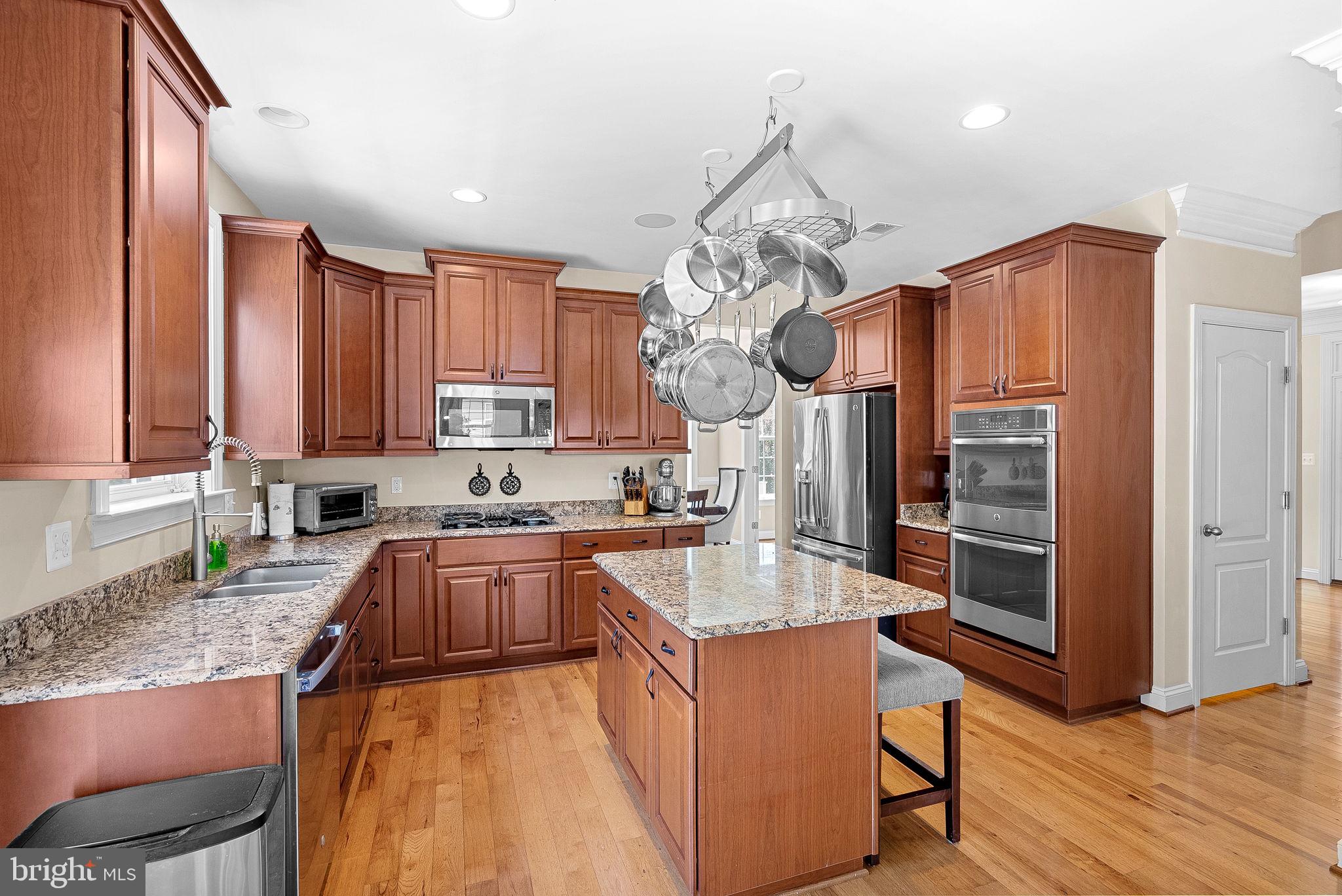 SHERIDAN ESTATES - Residential