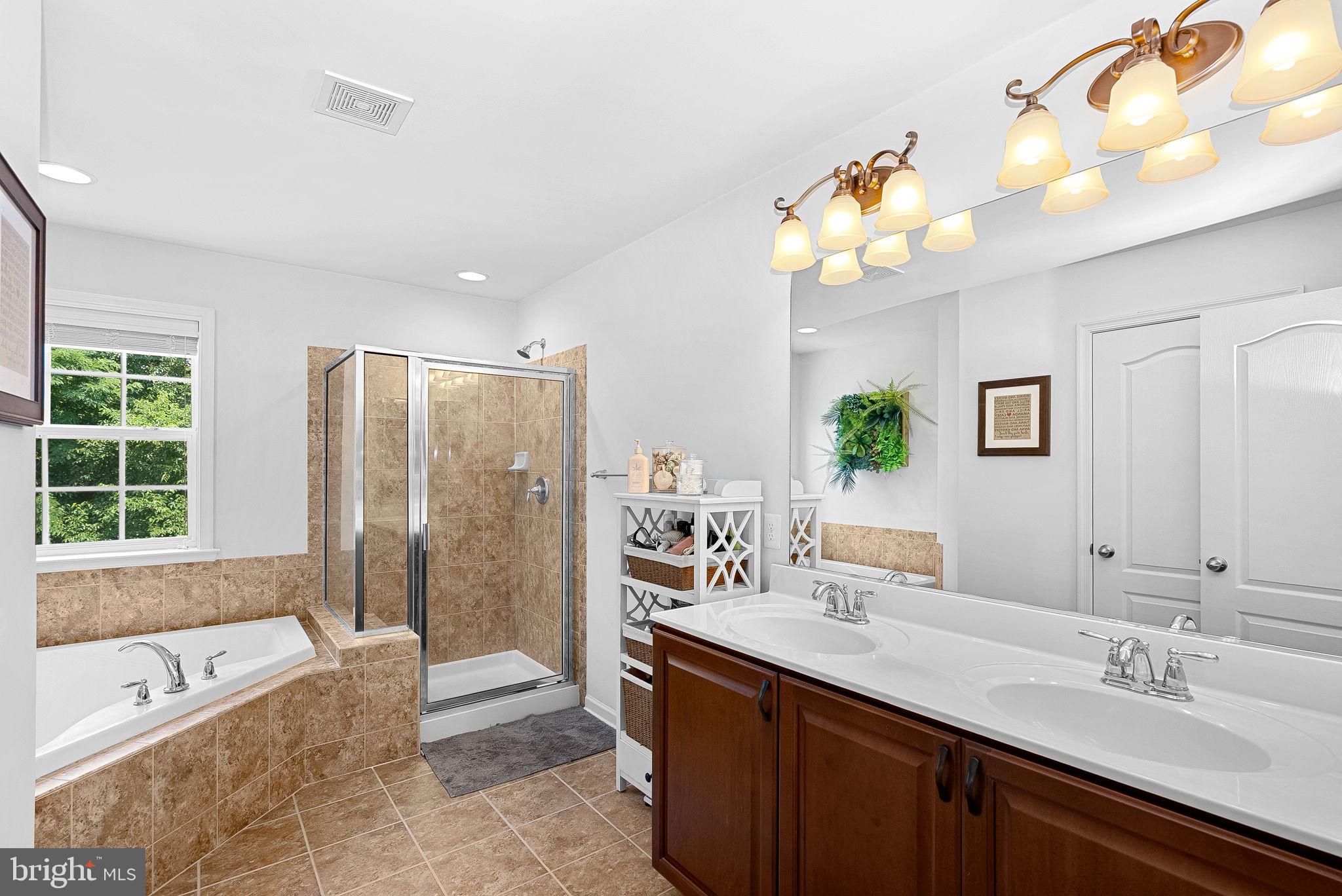 SHERIDAN ESTATES - Residential