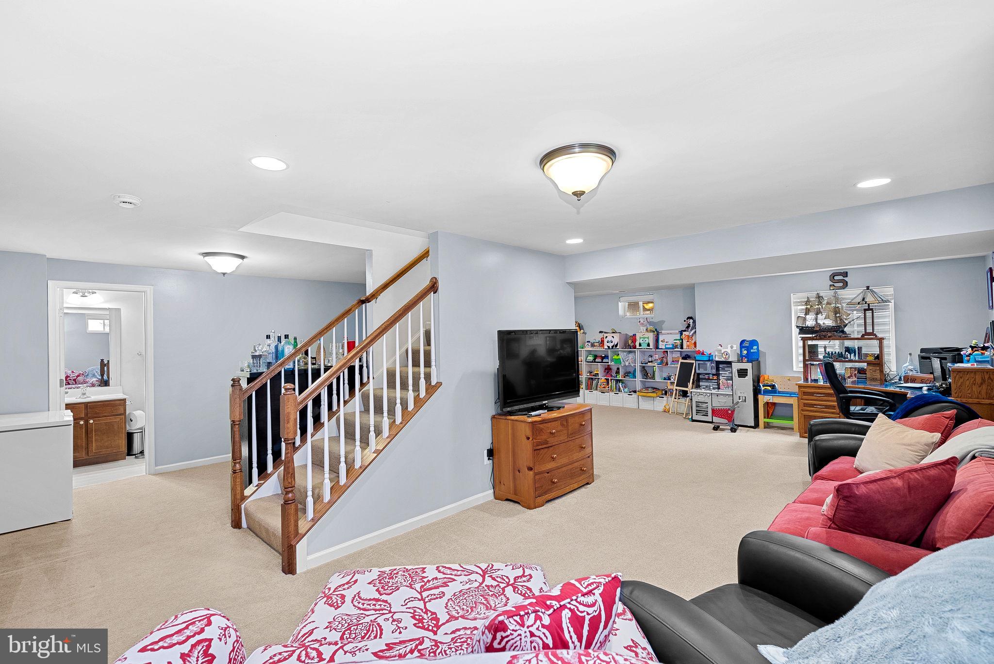 SHERIDAN ESTATES - Residential