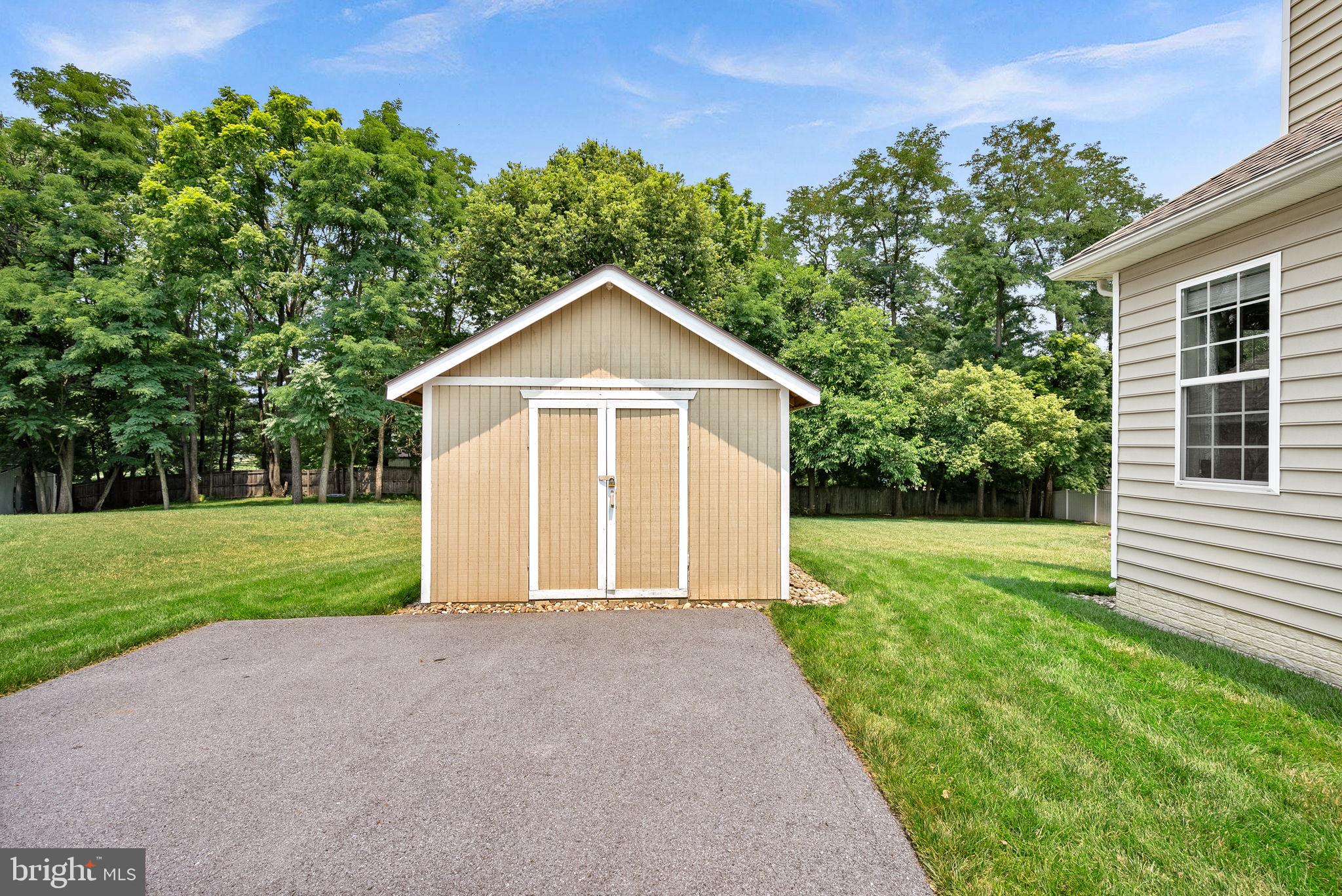 SHERIDAN ESTATES - Residential