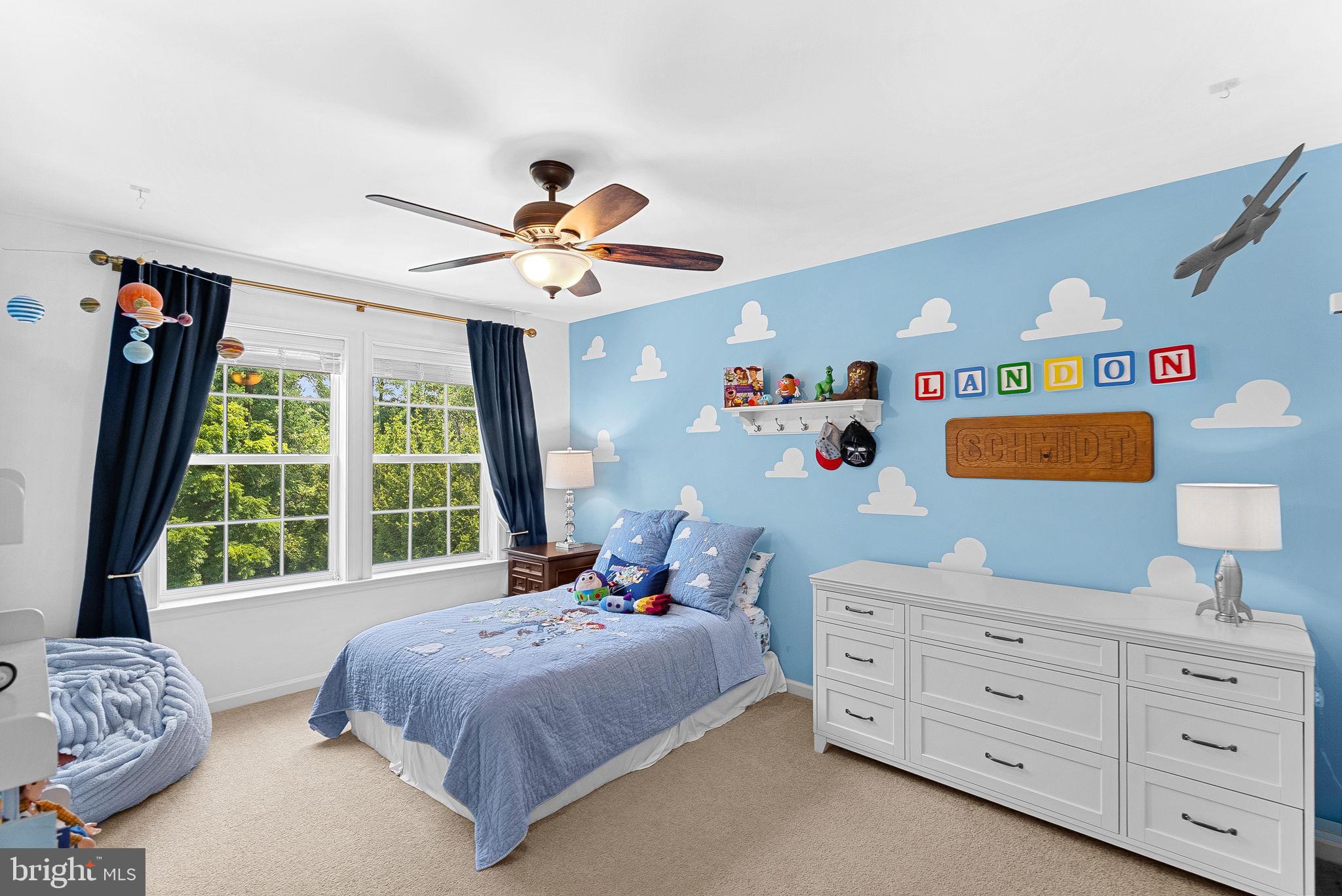 SHERIDAN ESTATES - Residential