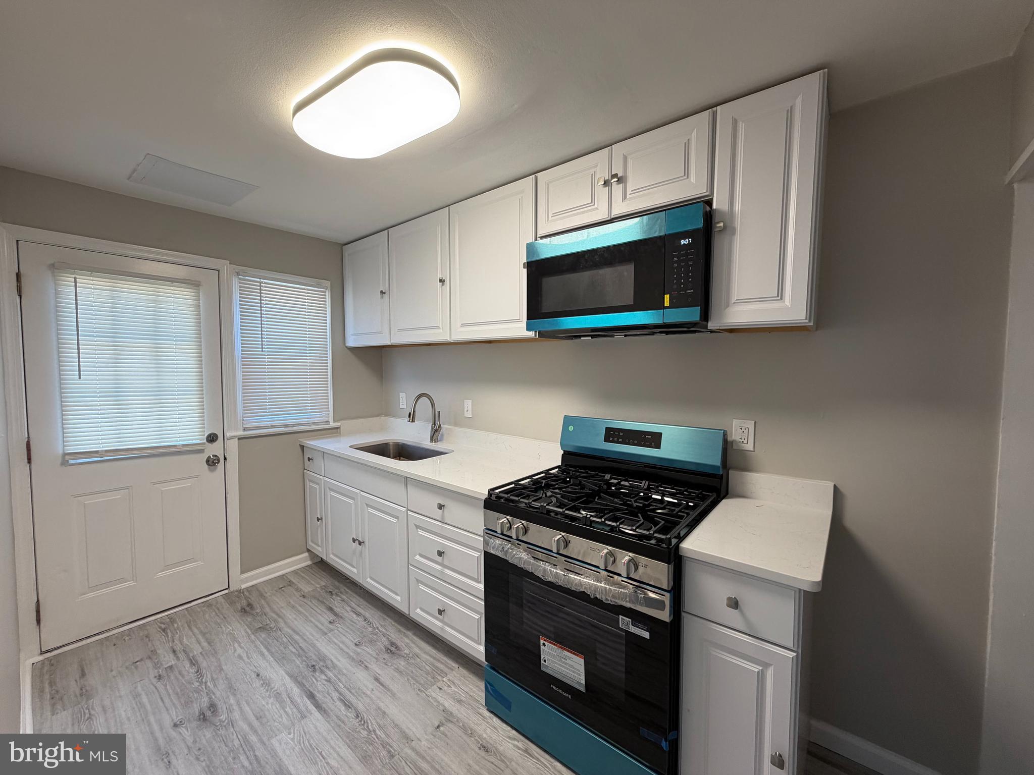 PARKSIDE - Residential