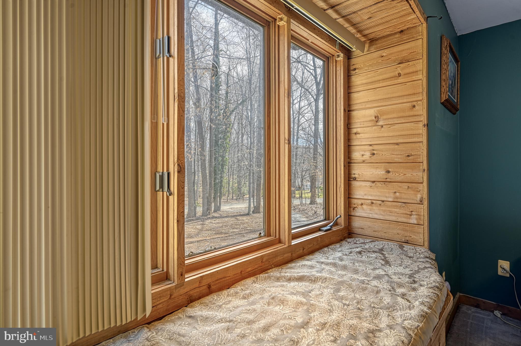 BEAR CASTLE - Residential