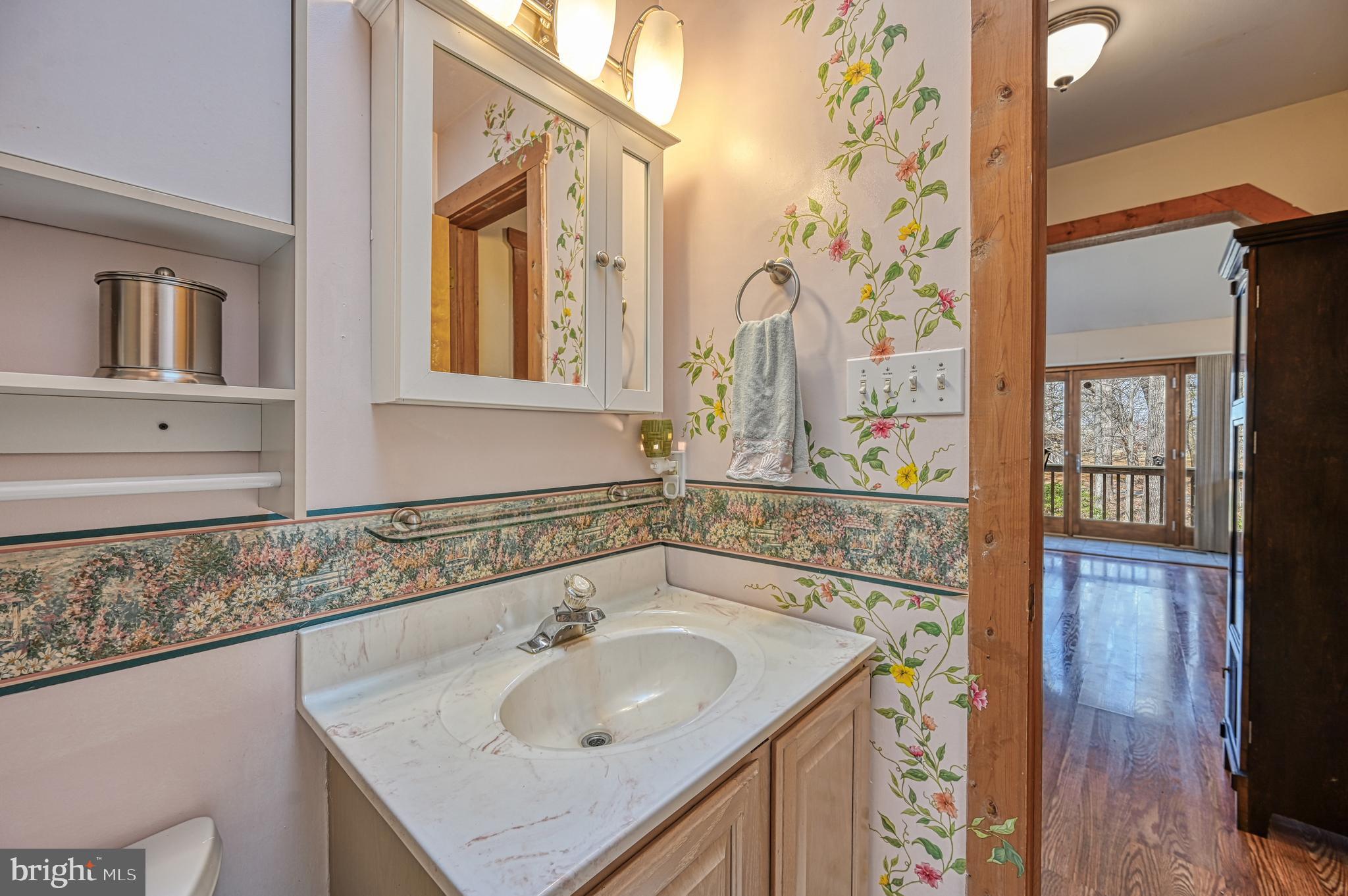 BEAR CASTLE - Residential