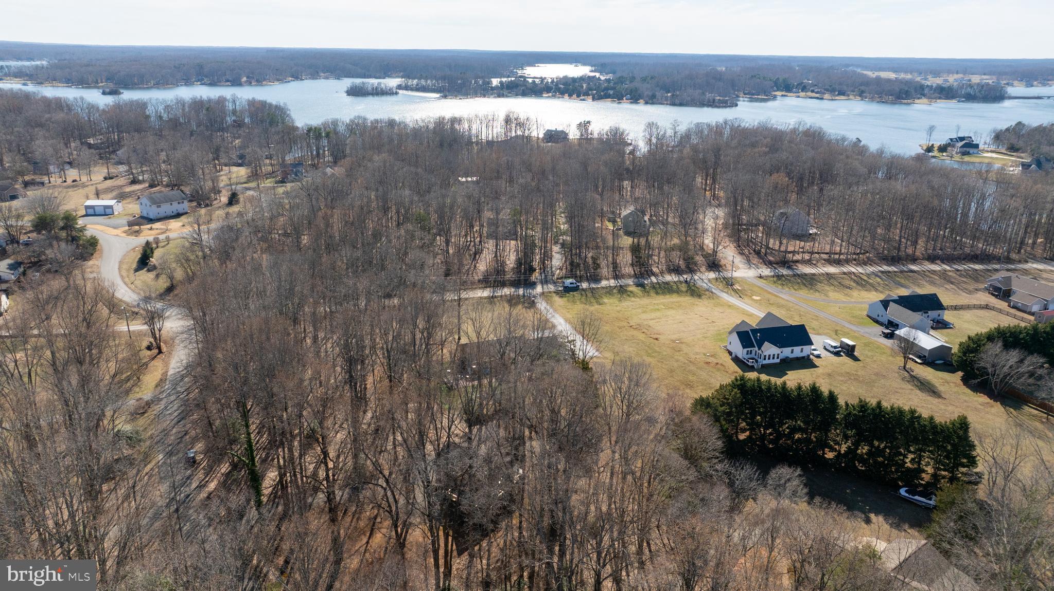 BEAR CASTLE - Residential