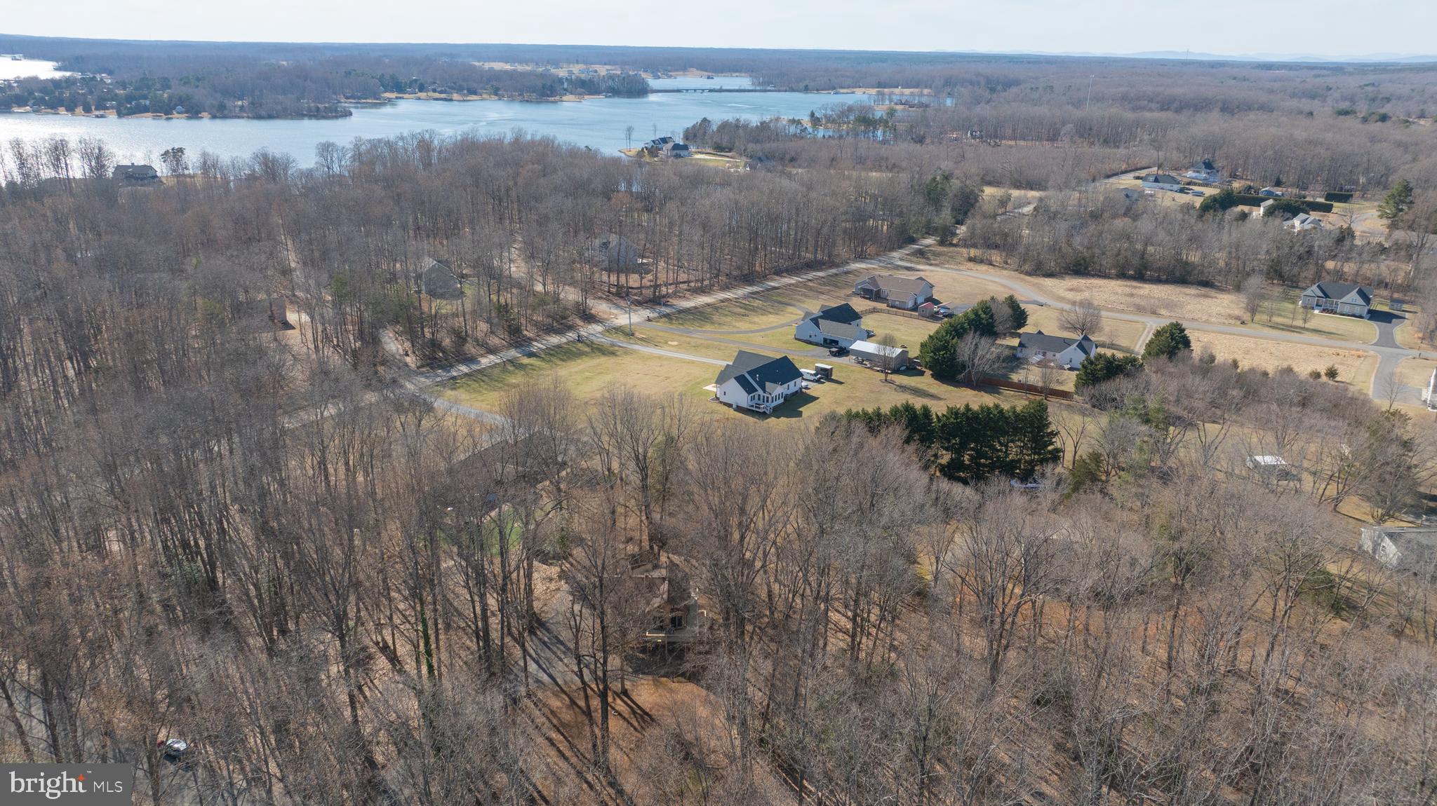 BEAR CASTLE - Residential