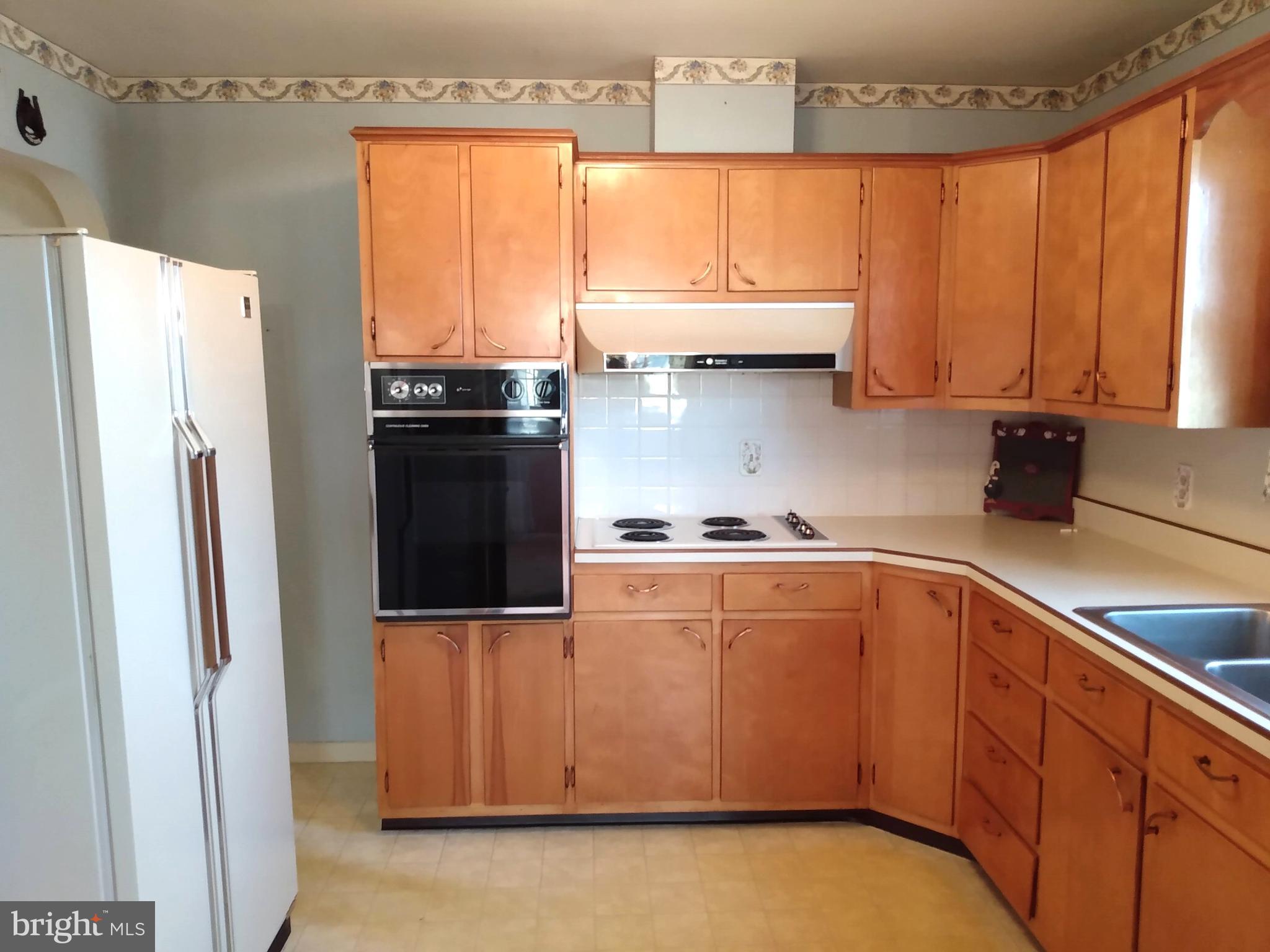 SOUTH GUILFORD HILLS - Residential