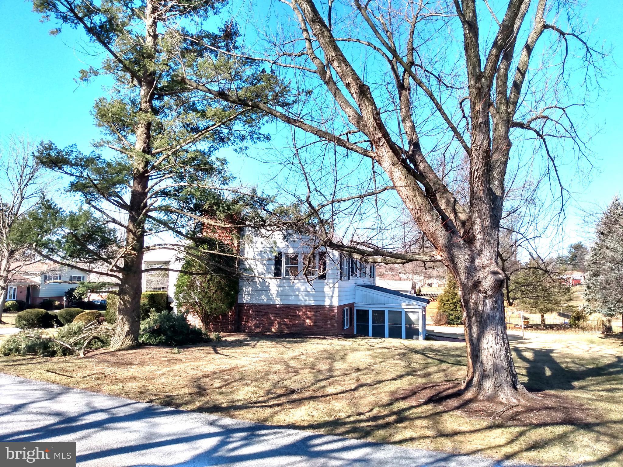 SOUTH GUILFORD HILLS - Residential