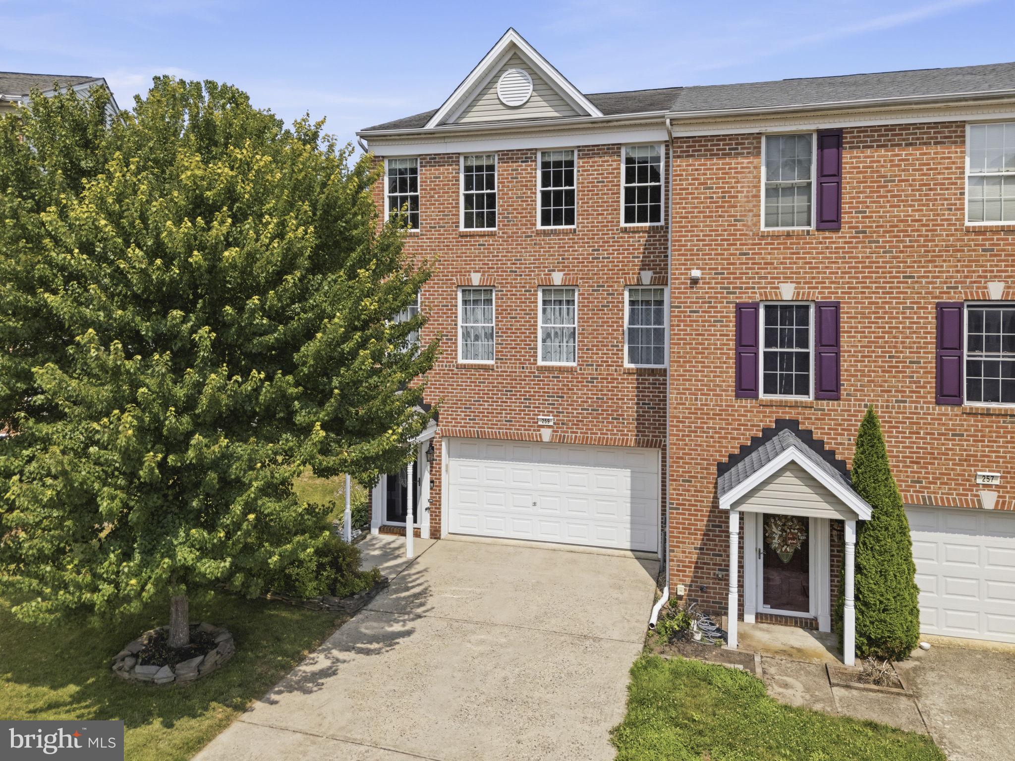TRAIL VIEW - Residential