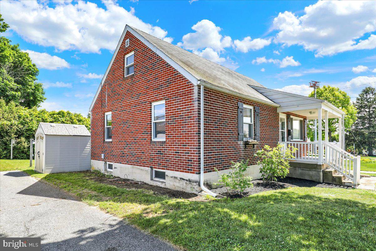 GREENFIELDS - Residential