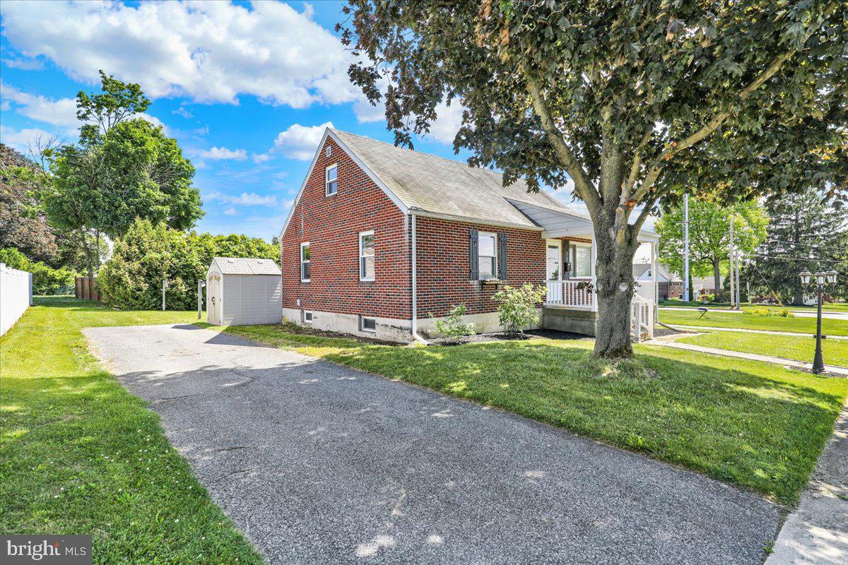 GREENFIELDS - Residential
