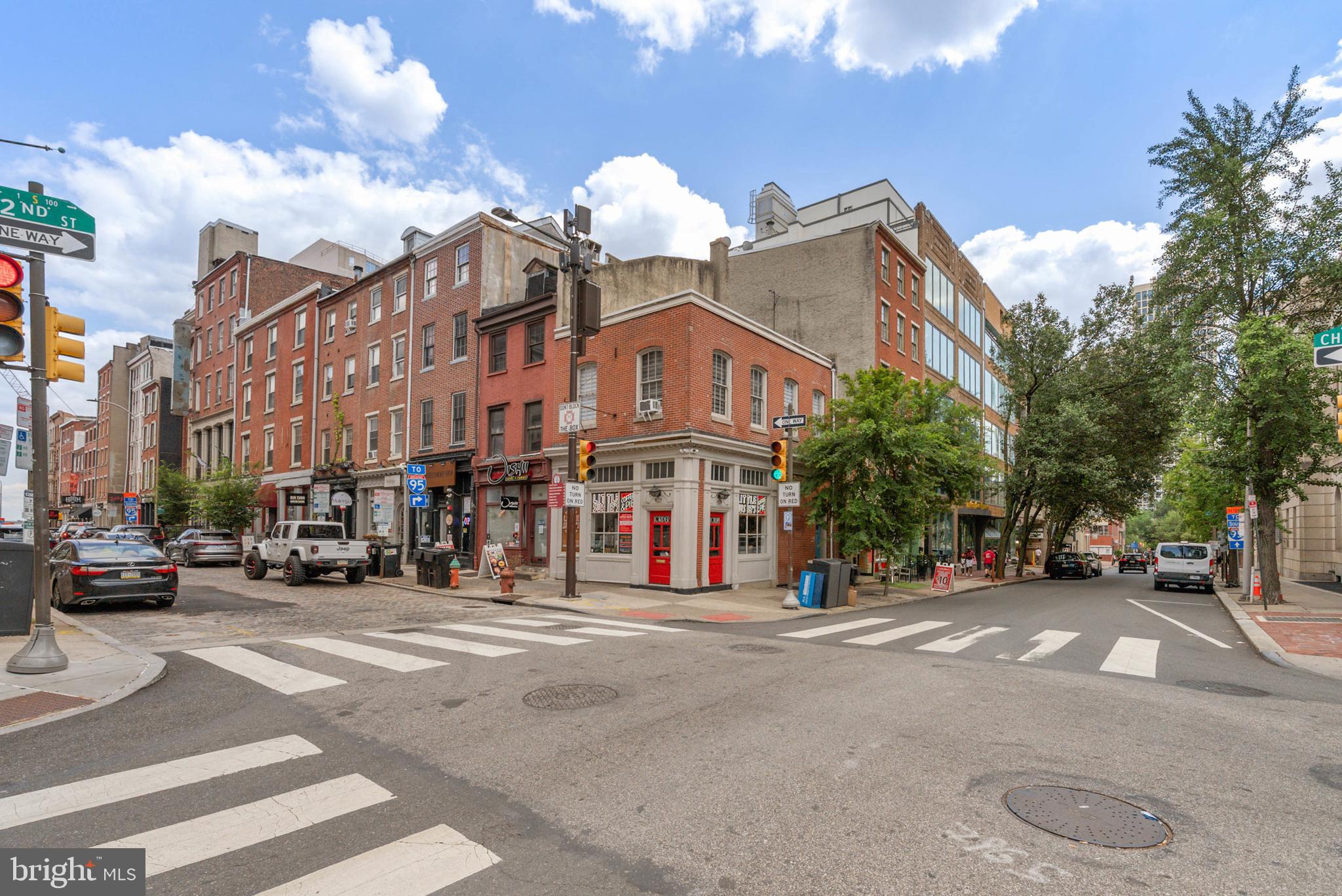 SOCIETY HILL - Residential