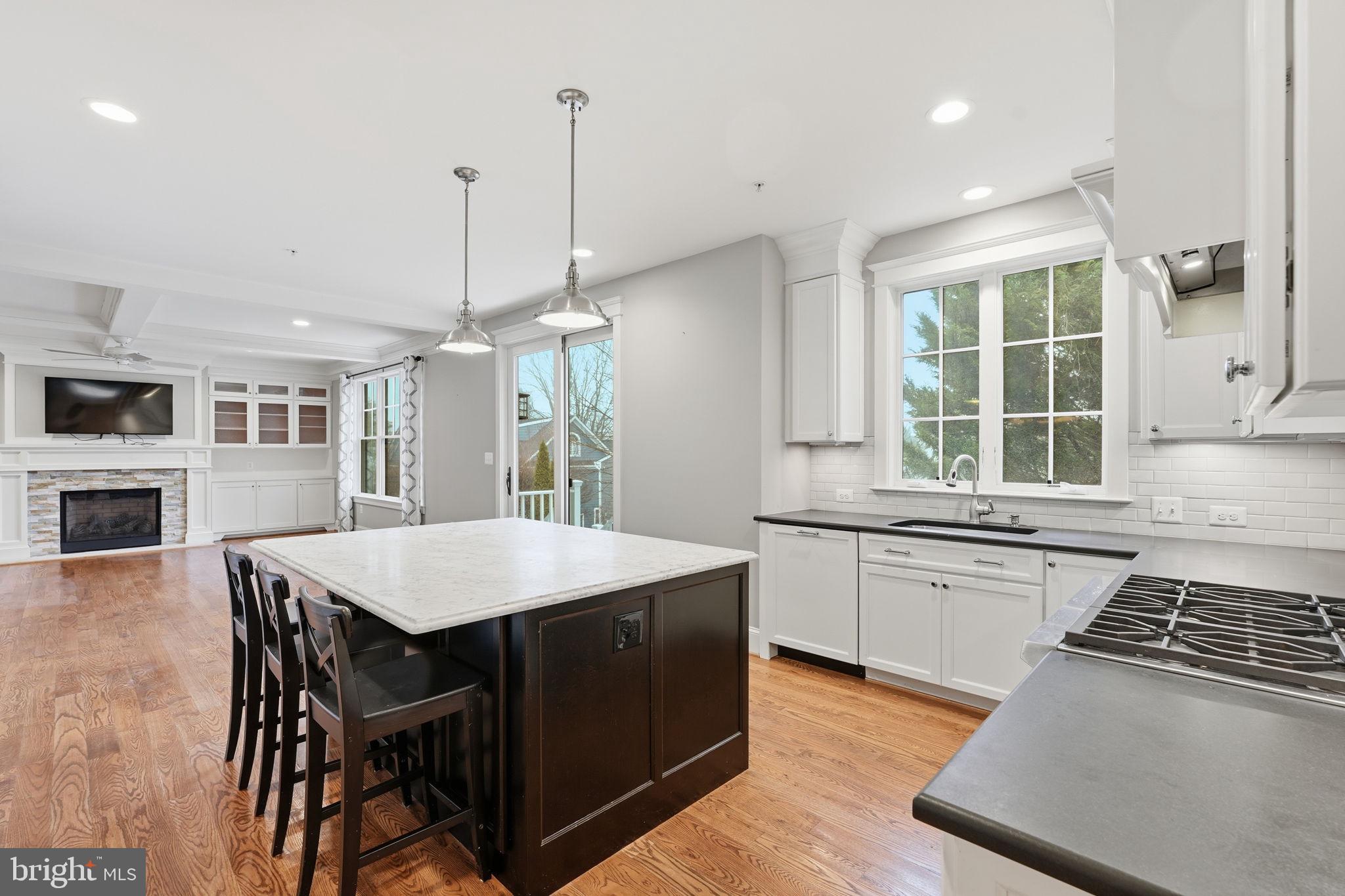 GLENBROOK VILLAGE - Residential
