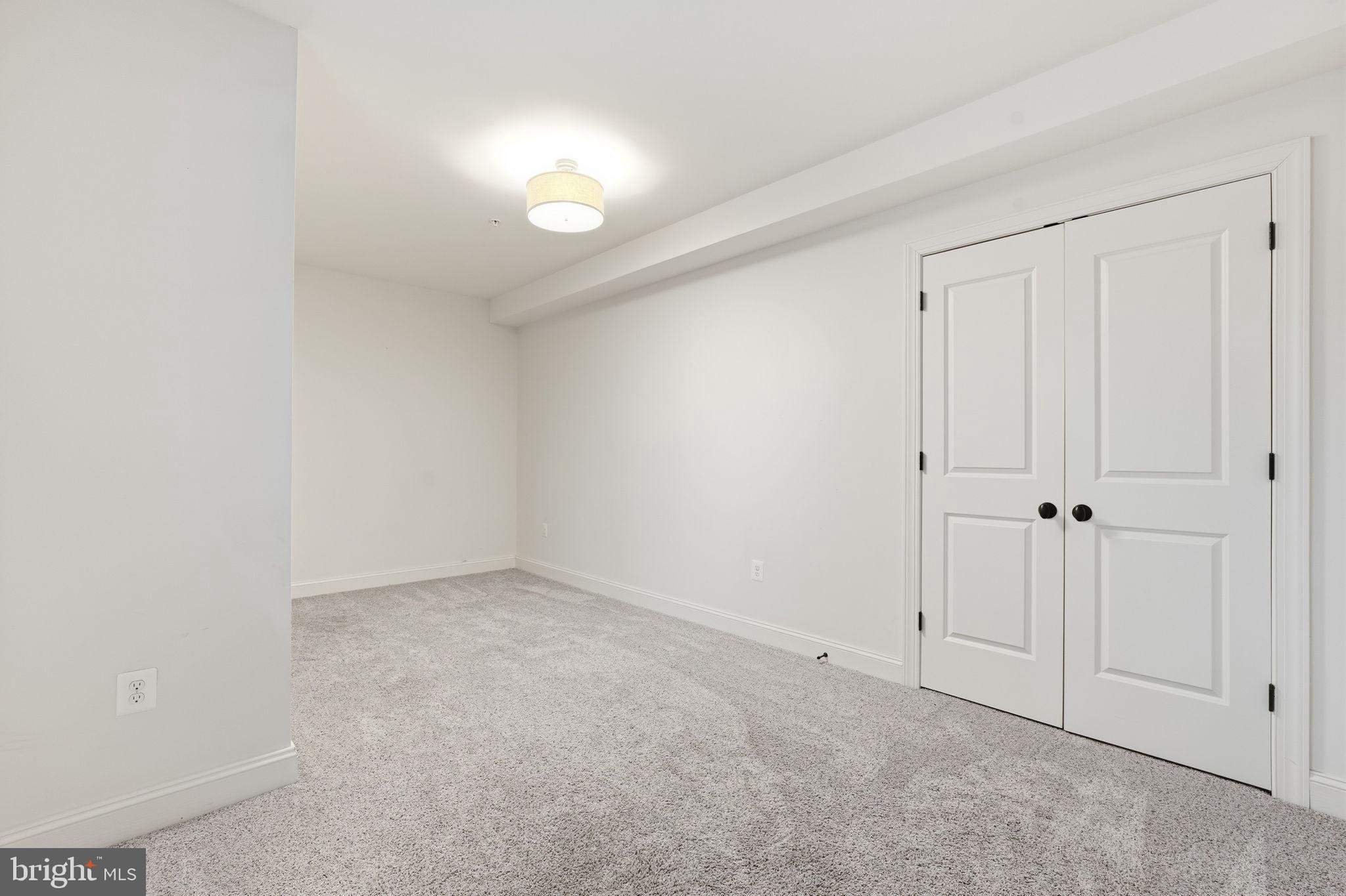 GLENBROOK VILLAGE - Residential