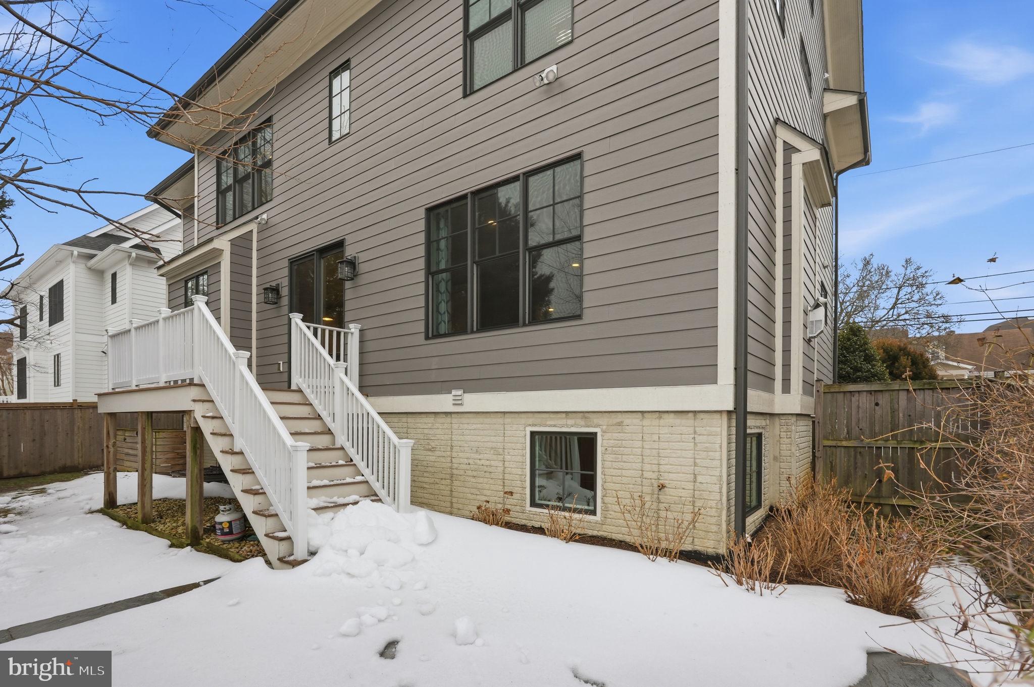 GLENBROOK VILLAGE - Residential