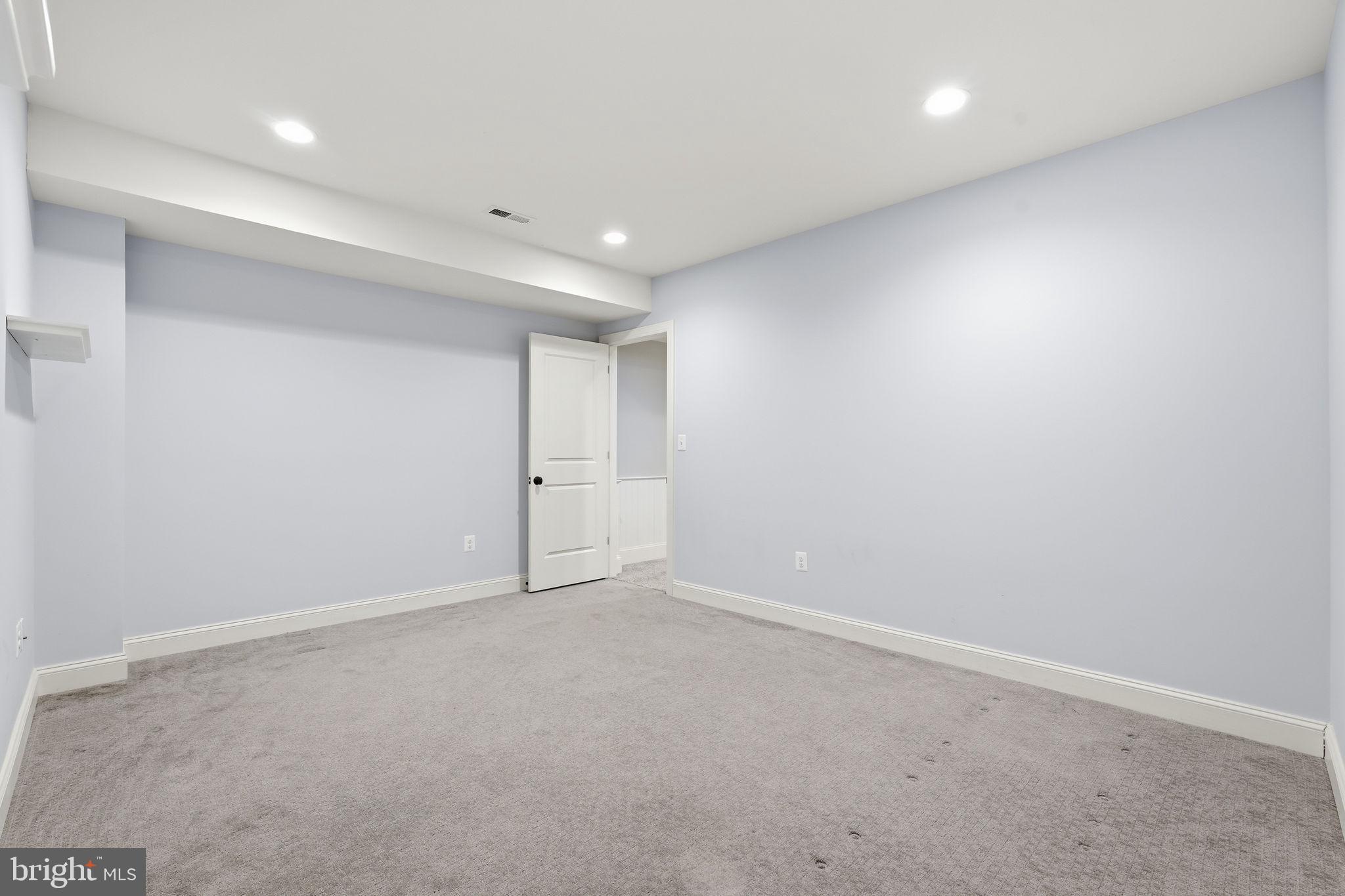 GLENBROOK VILLAGE - Residential