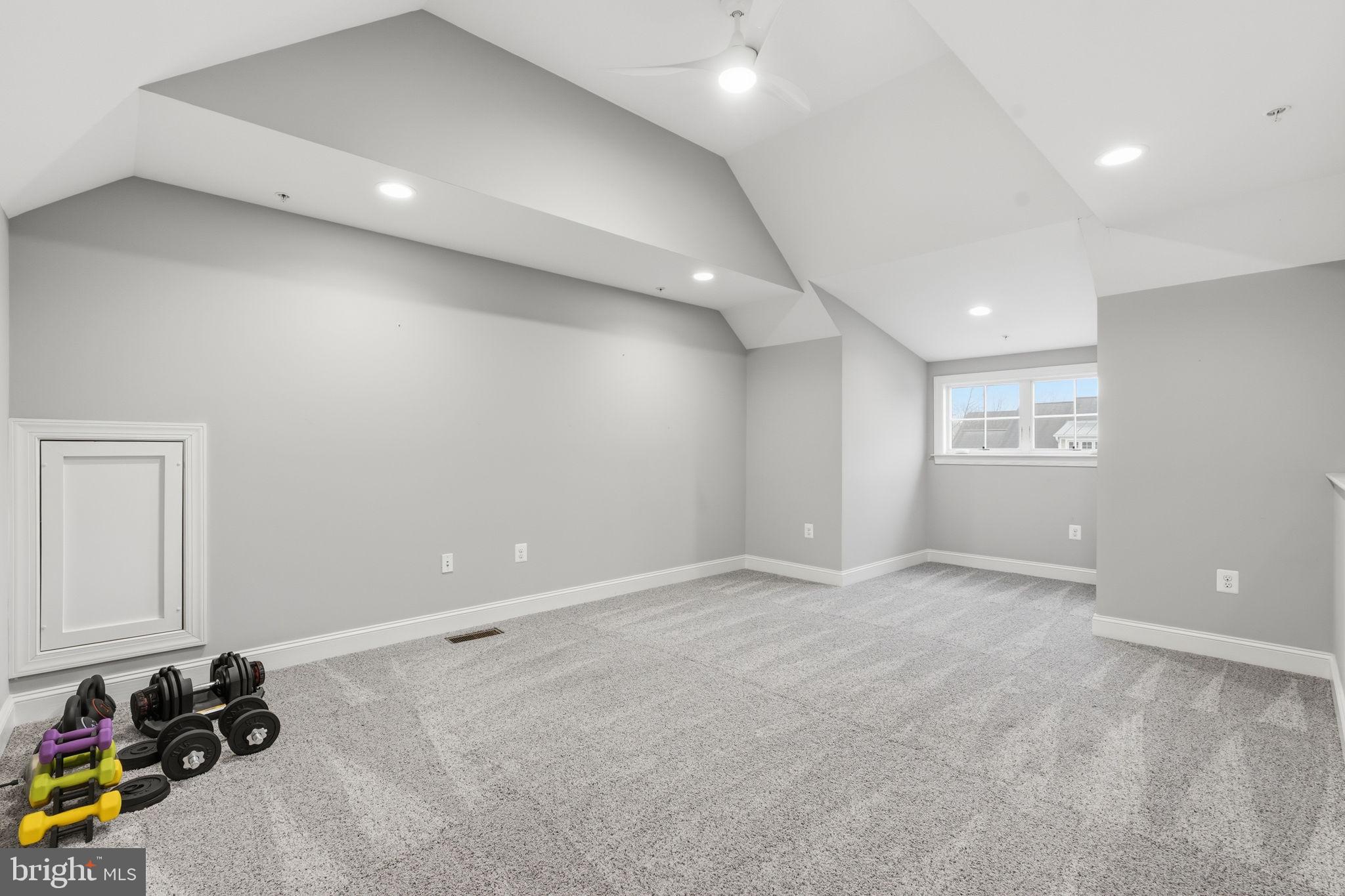 GLENBROOK VILLAGE - Residential