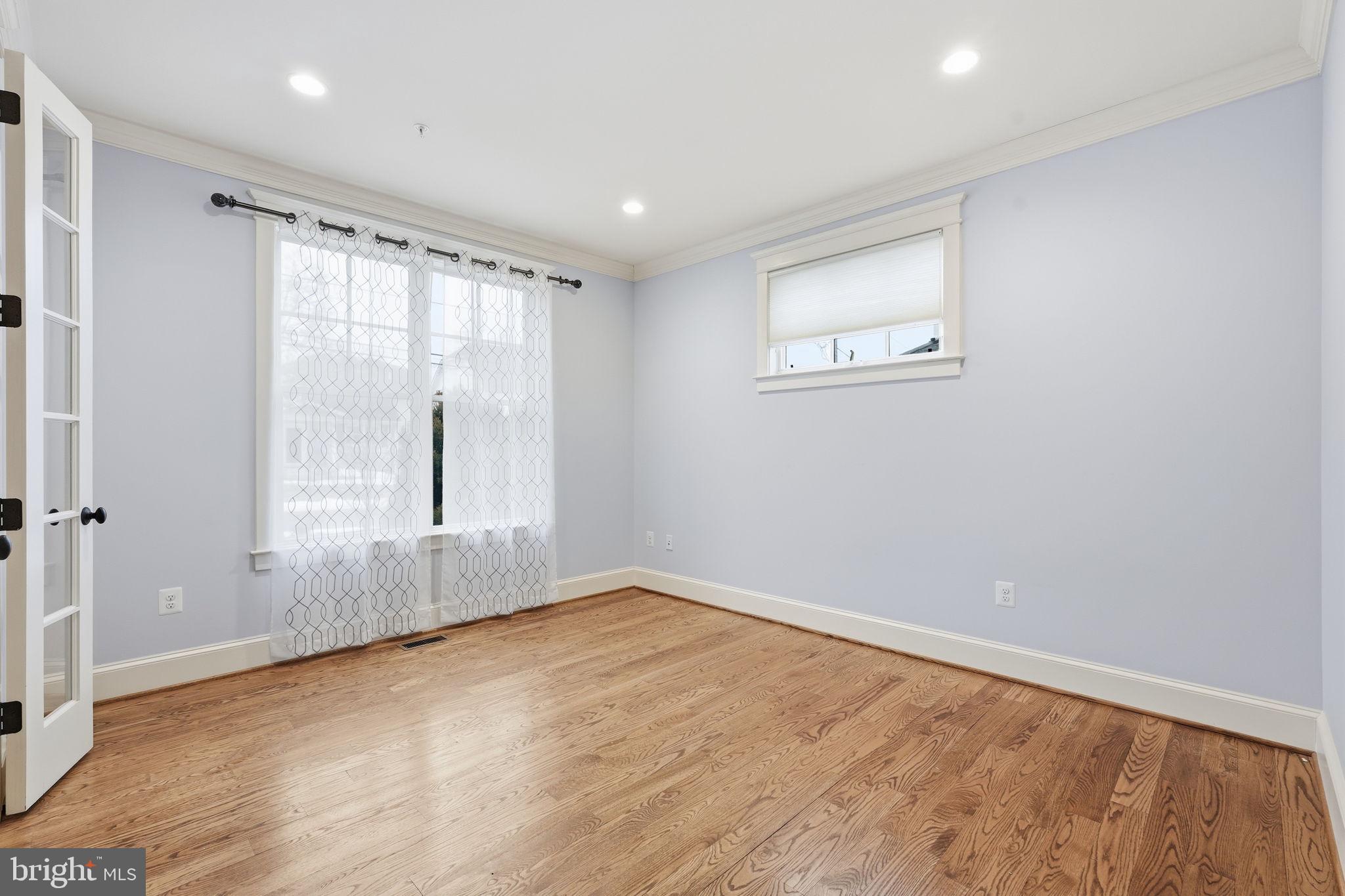 GLENBROOK VILLAGE - Residential