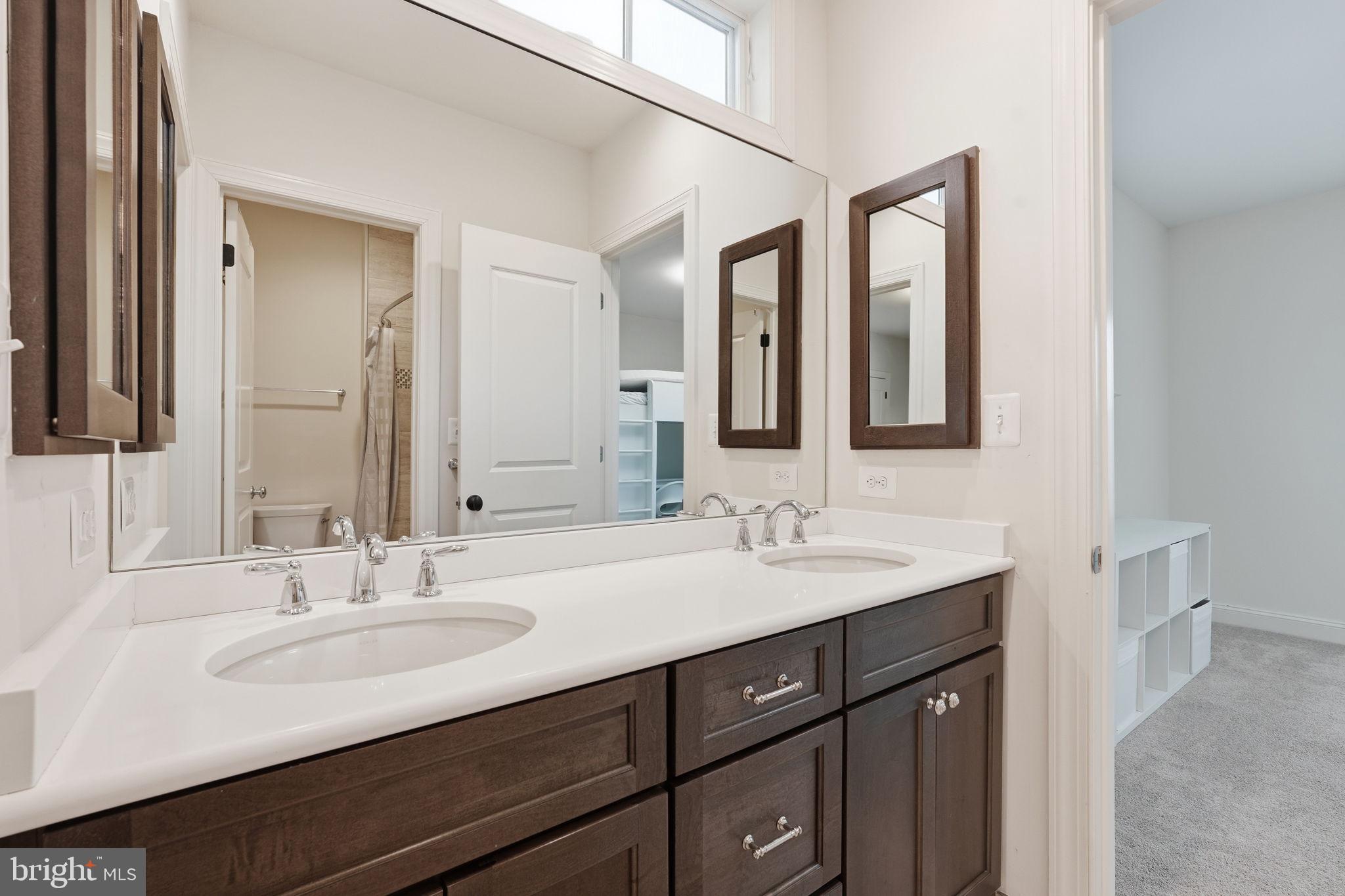 GLENBROOK VILLAGE - Residential