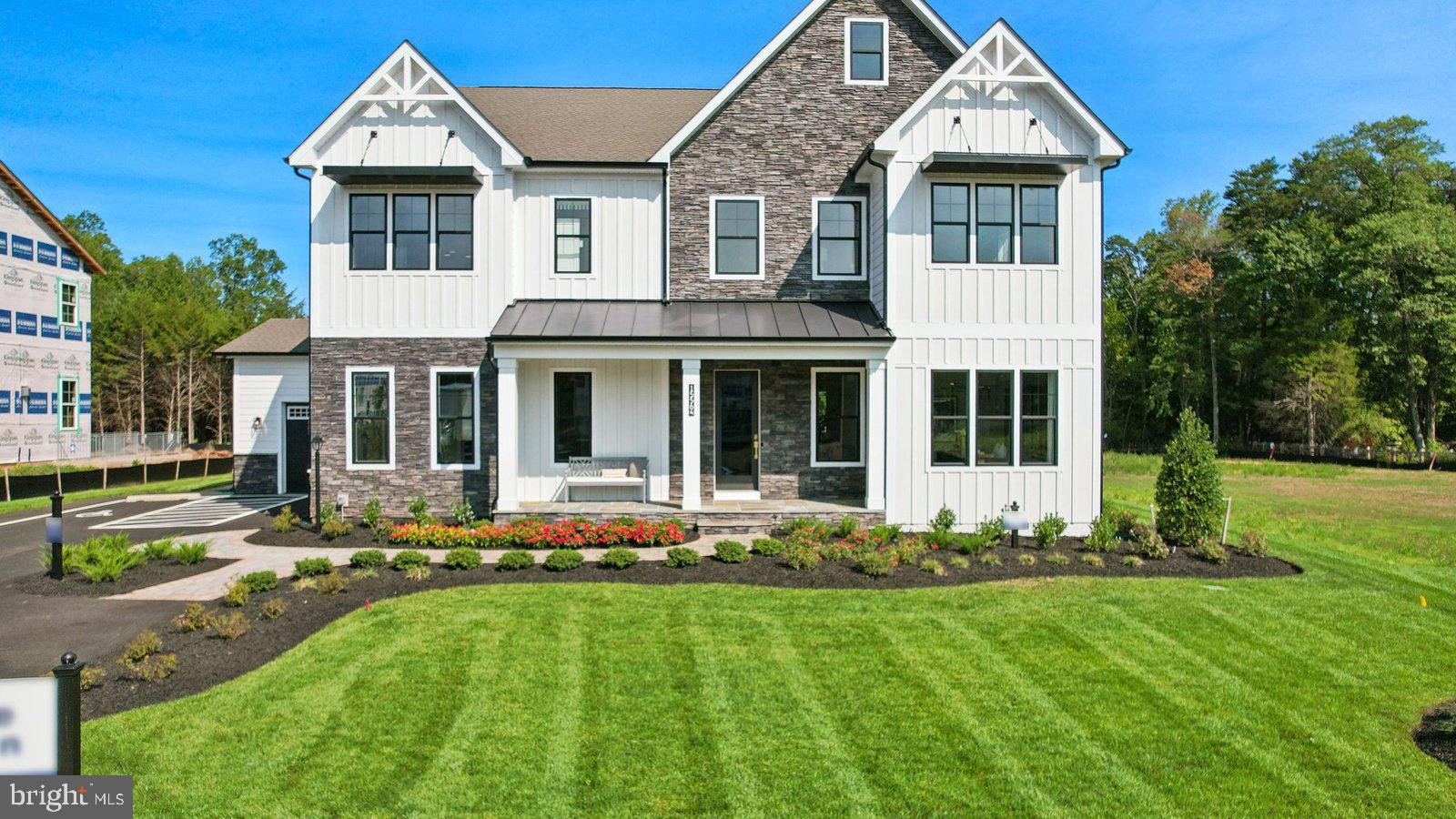VIRGINIA CROSSING - Residential