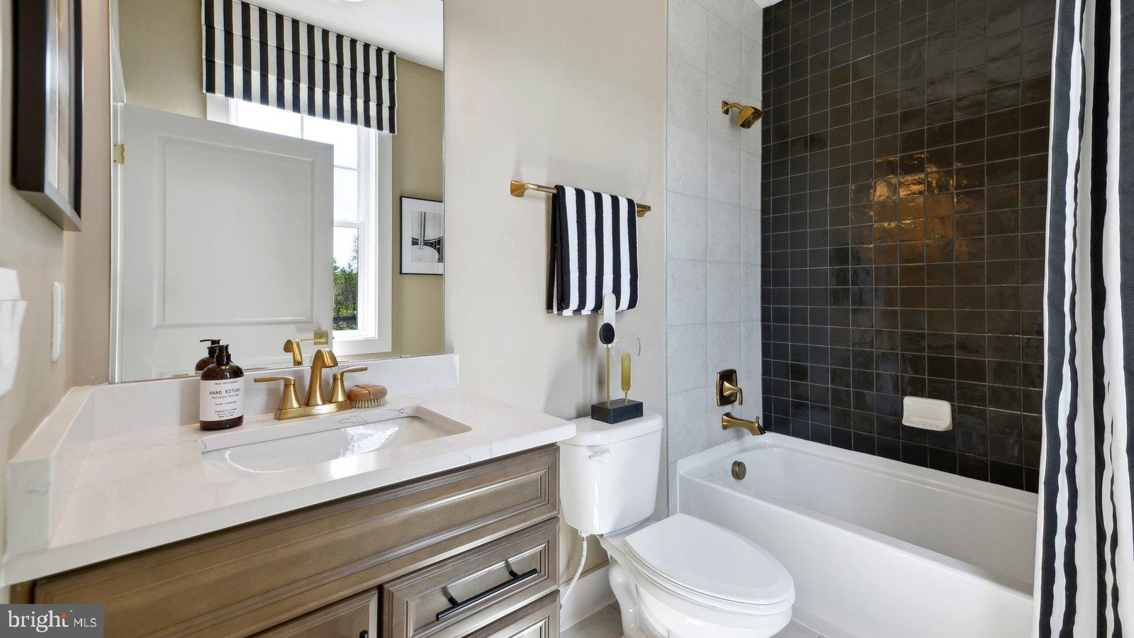 VIRGINIA CROSSING - Residential