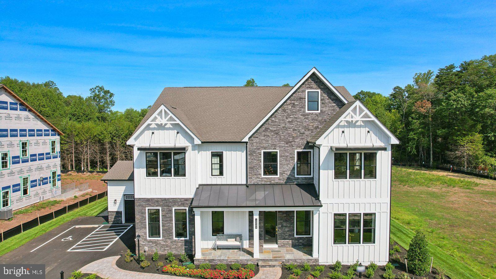 VIRGINIA CROSSING - Residential