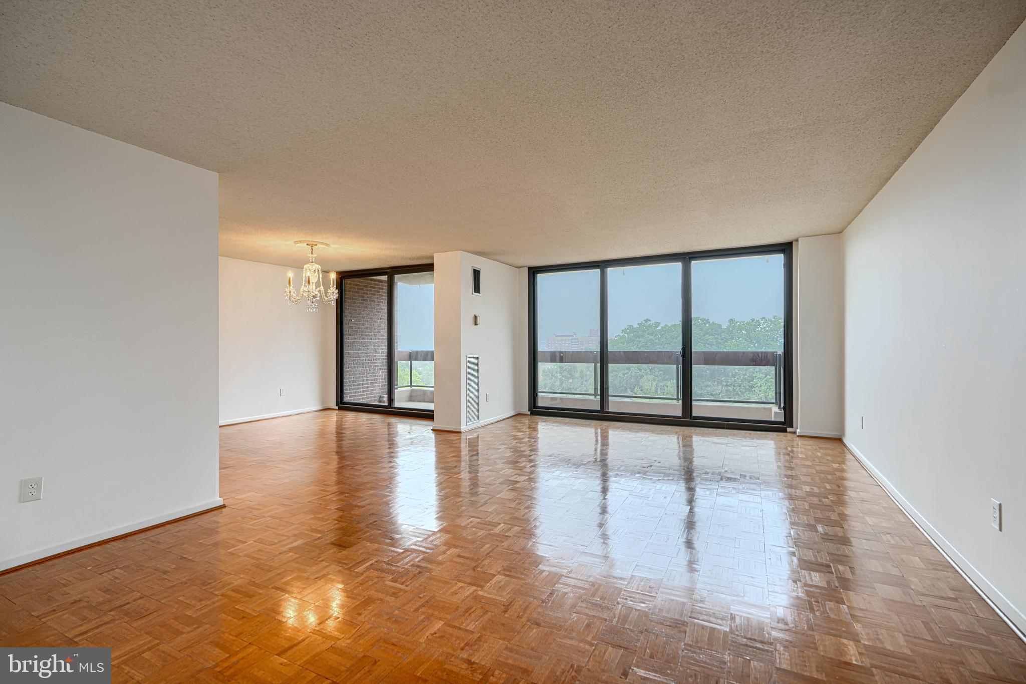 TUSCANY-CANTERBURY - Residential