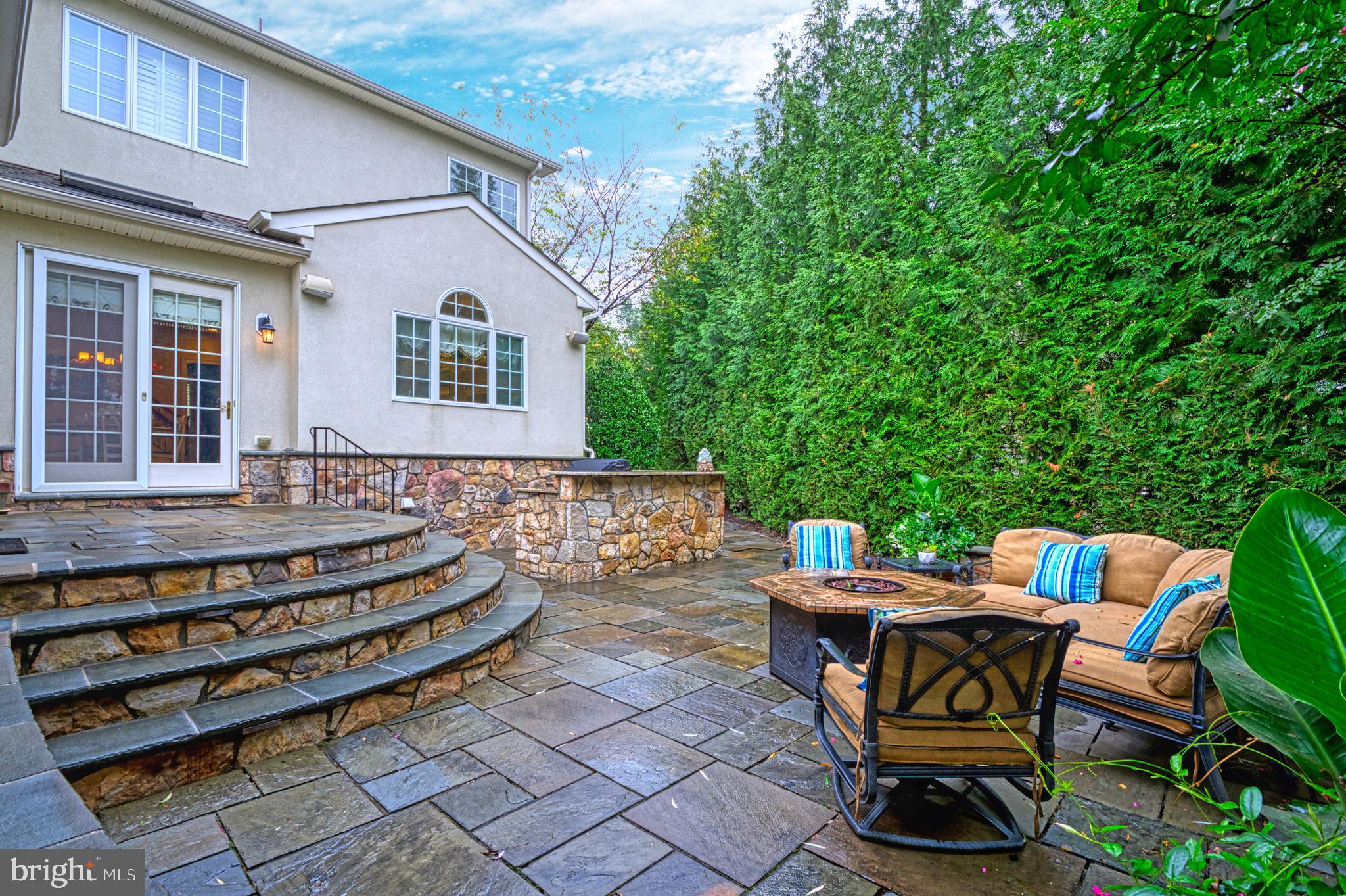 BELMONT COUNTRY CLUB - Residential
